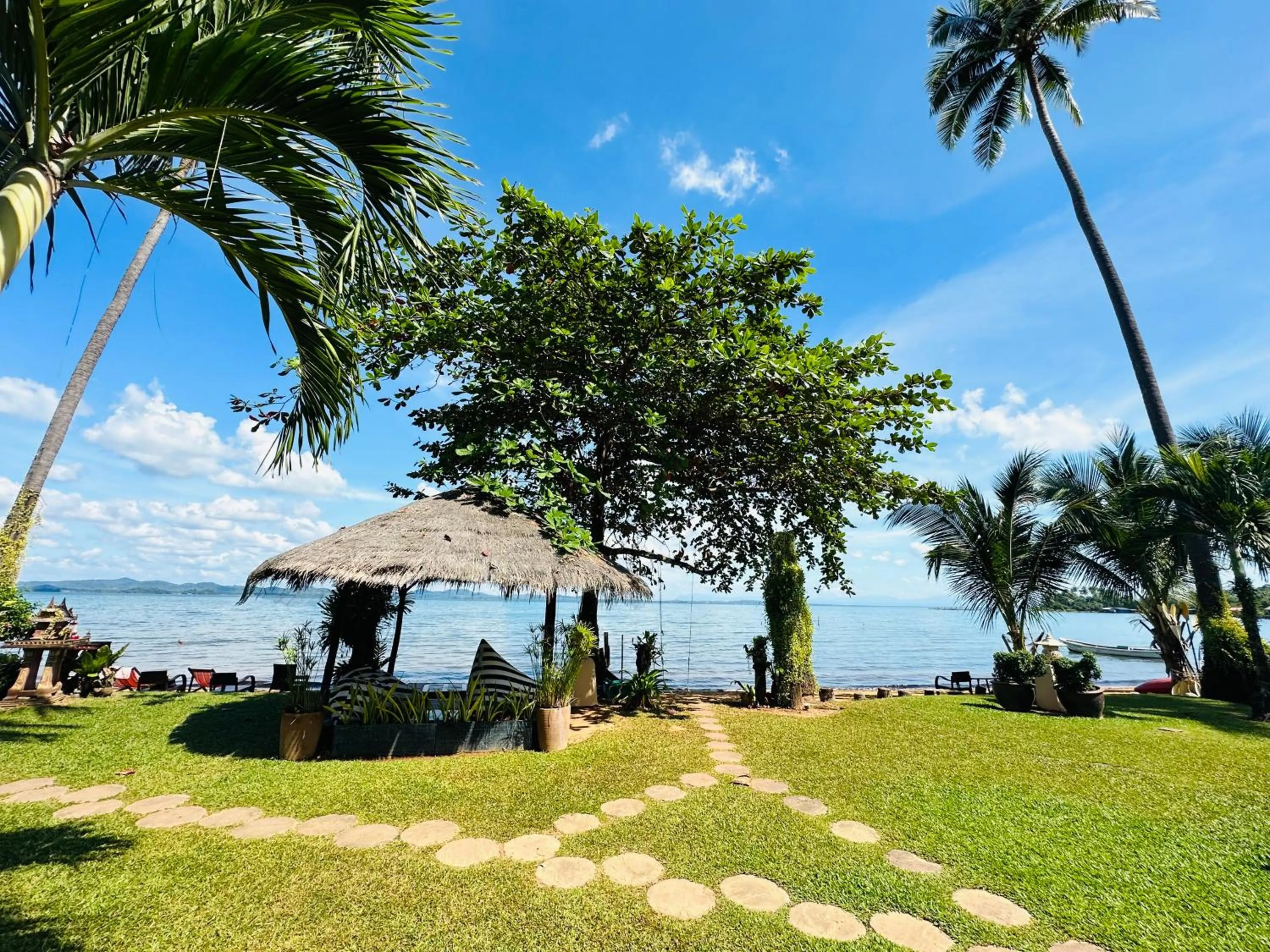 Garden in Amber Sands Beach Resort