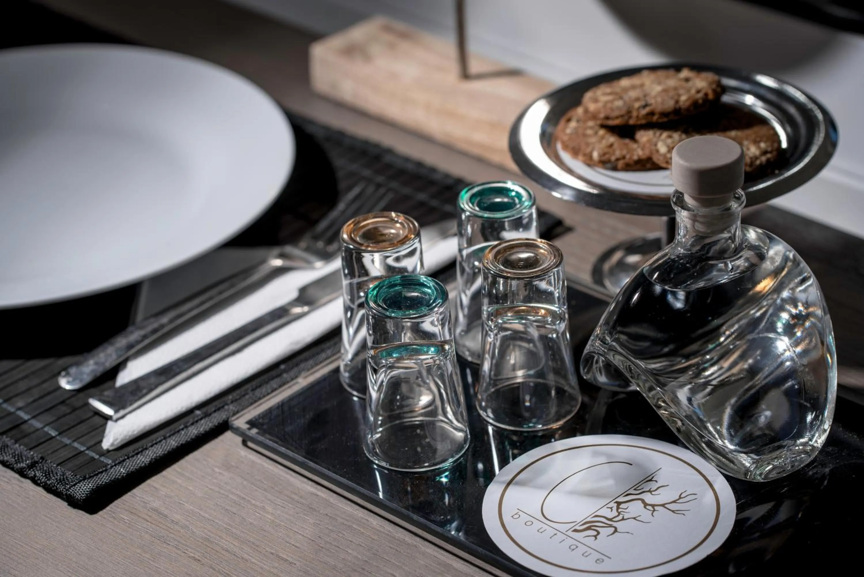 Food and drinks in Coral Hotel