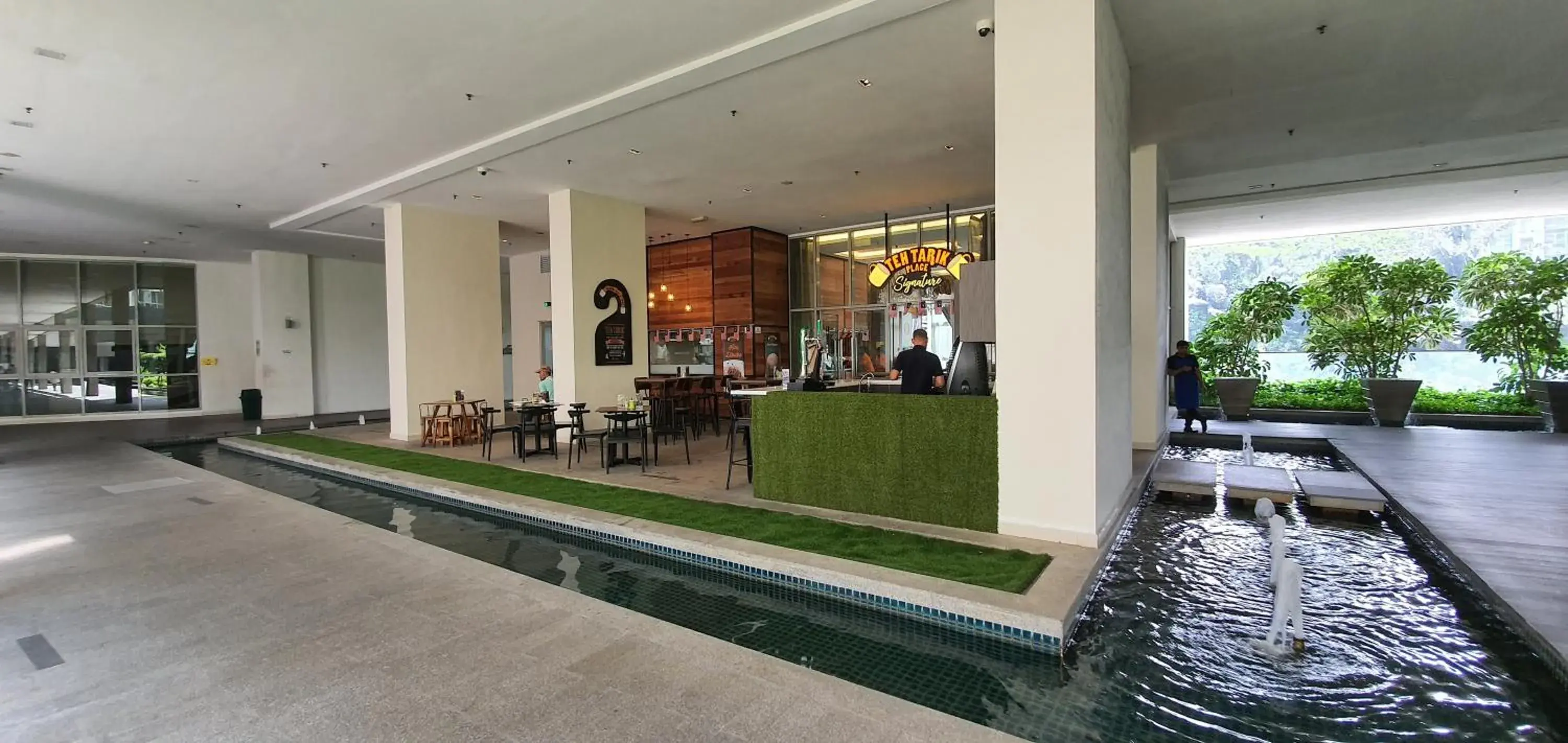 Restaurant/places to eat in Amazing KLCC View @ Regalia Residence Restaurant/places to eat in Amazing KLCC View @ Regalia Residence