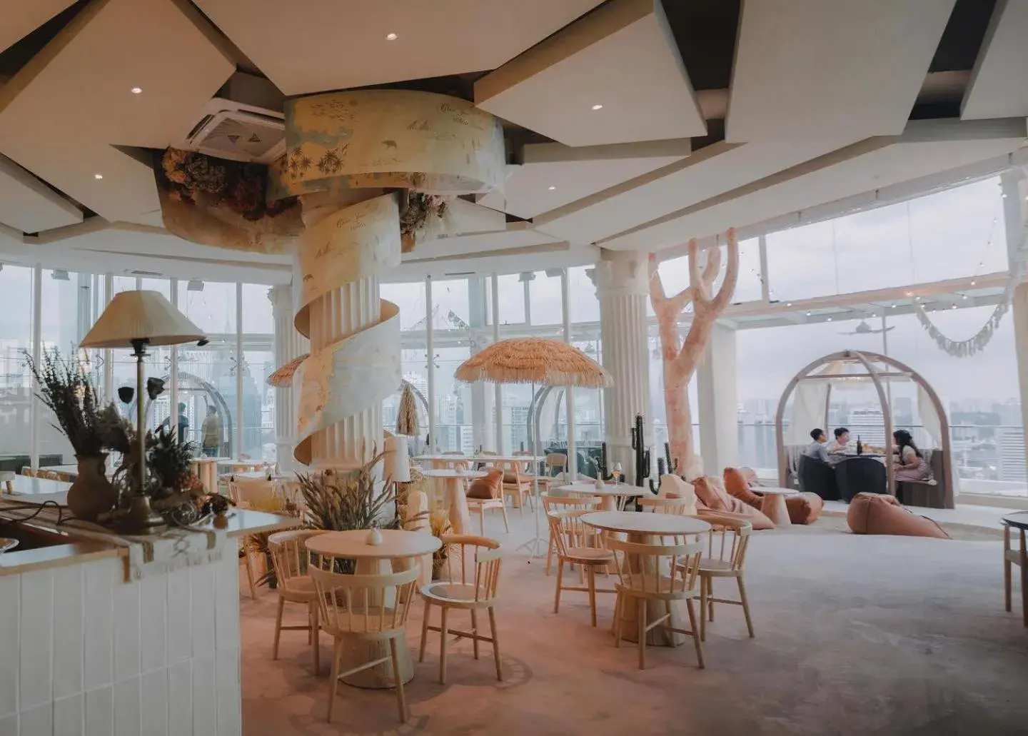 Restaurant/places to eat in Amazing KLCC View @ Regalia Residence Restaurant/places to eat in Amazing KLCC View @ Regalia Residence