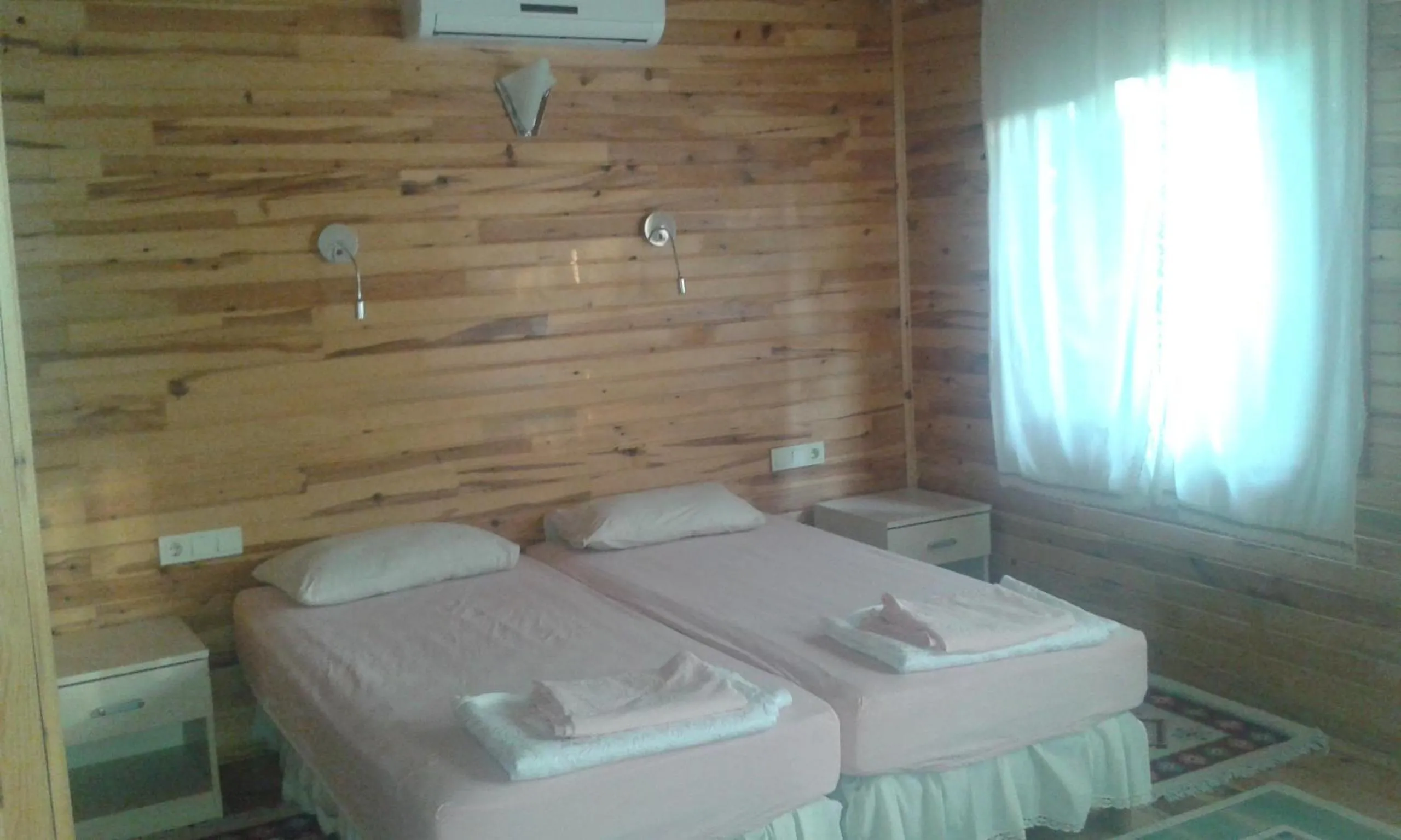 Bed in Bungalow Halil