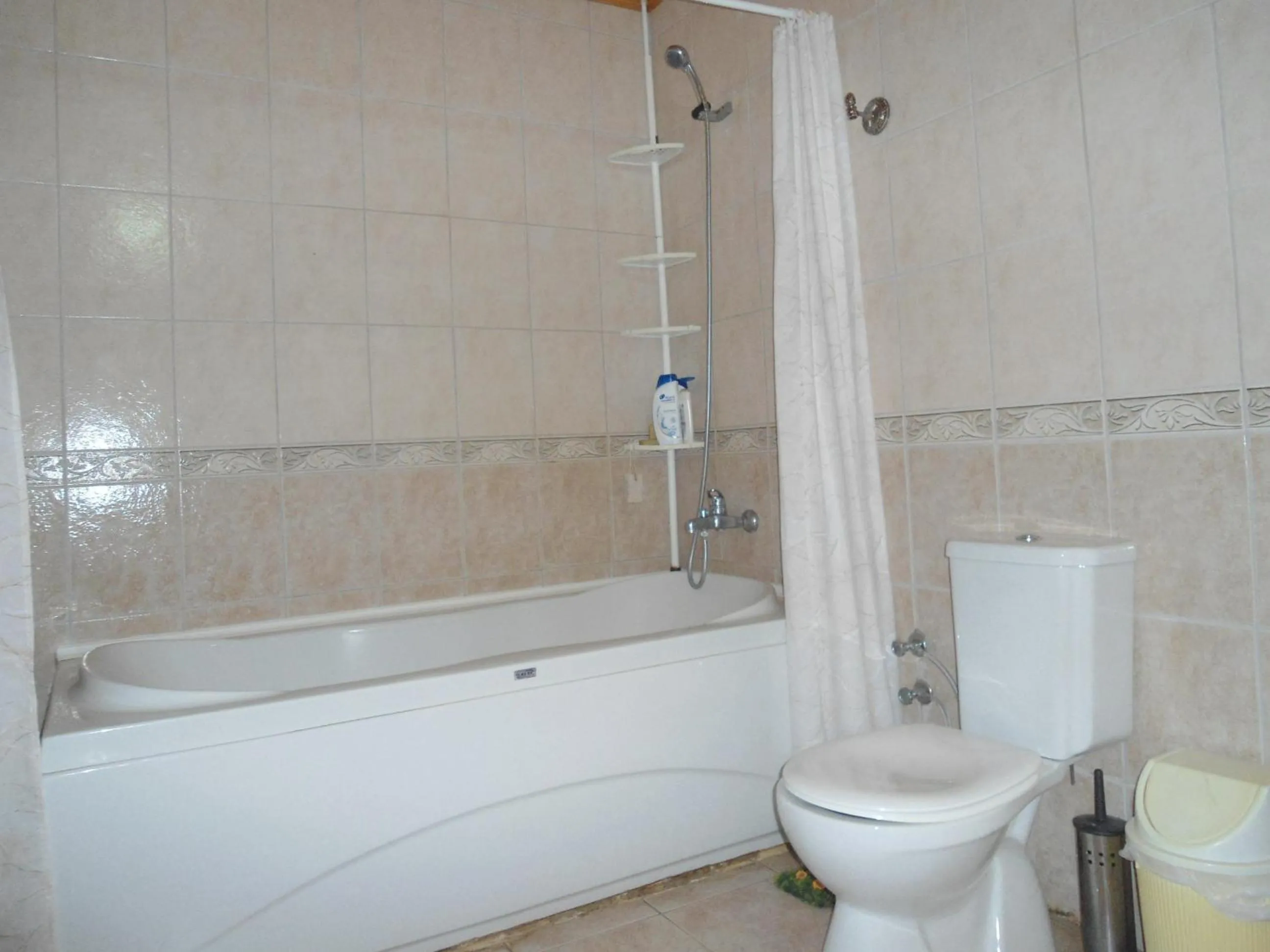 Bathroom in Bungalow Halil
