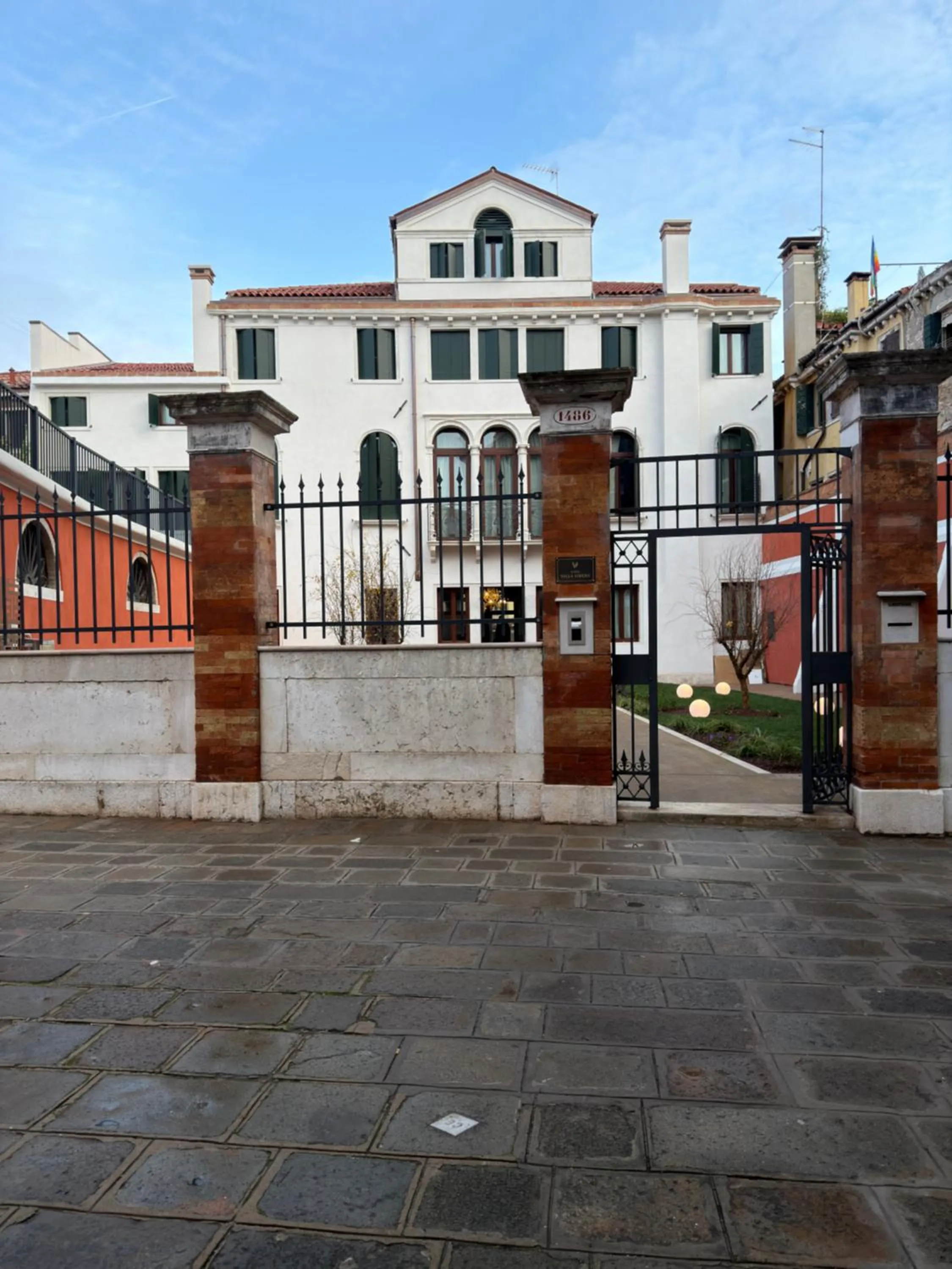 Property building in Hotel Villa Viridia