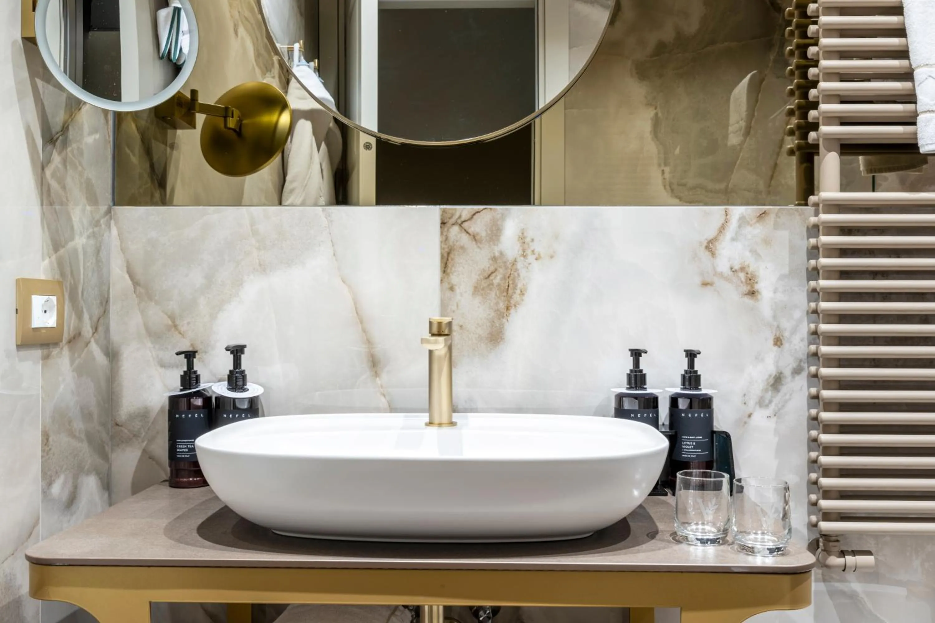 Bathroom in Hotel Villa Viridia