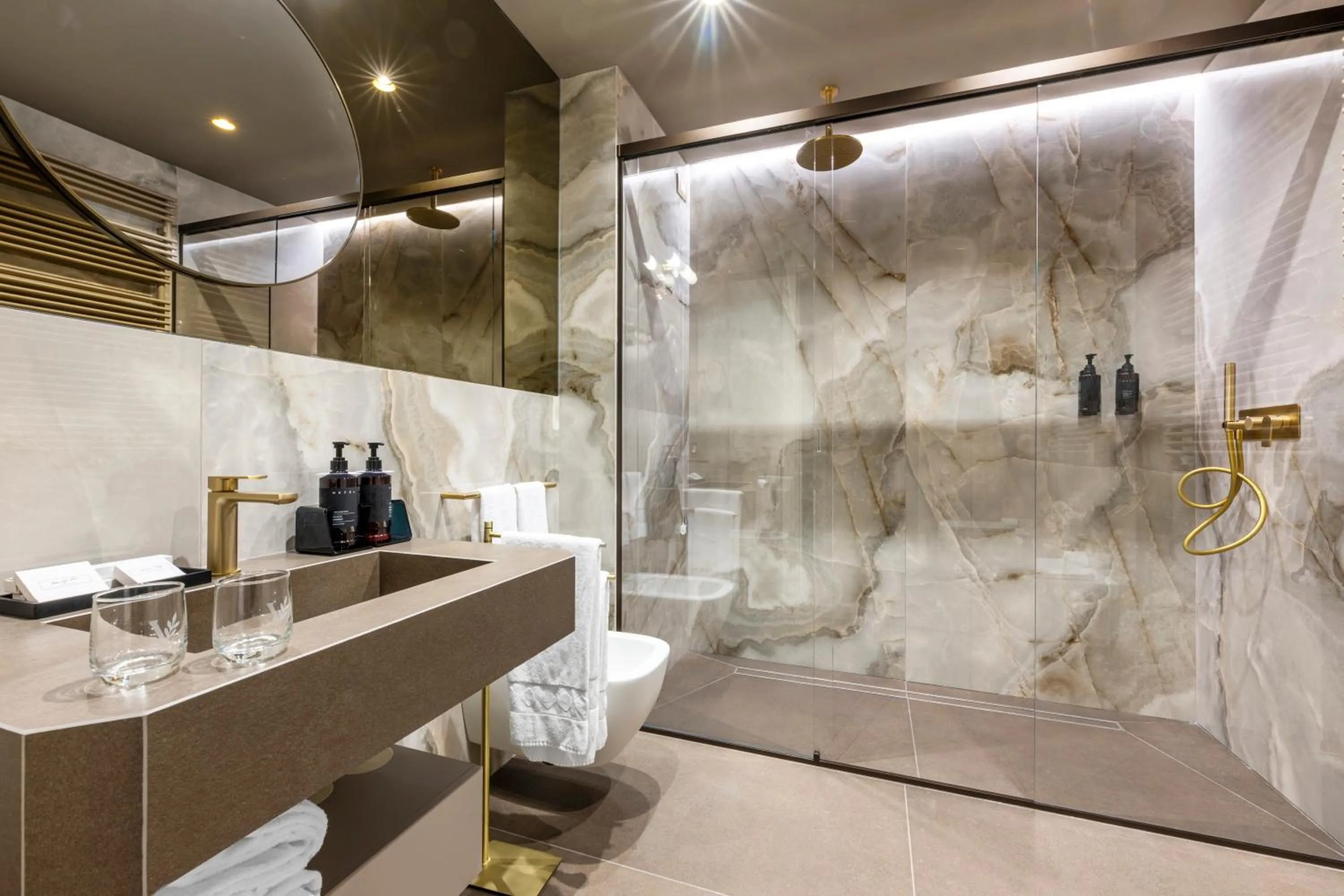 Shower in Hotel Villa Viridia