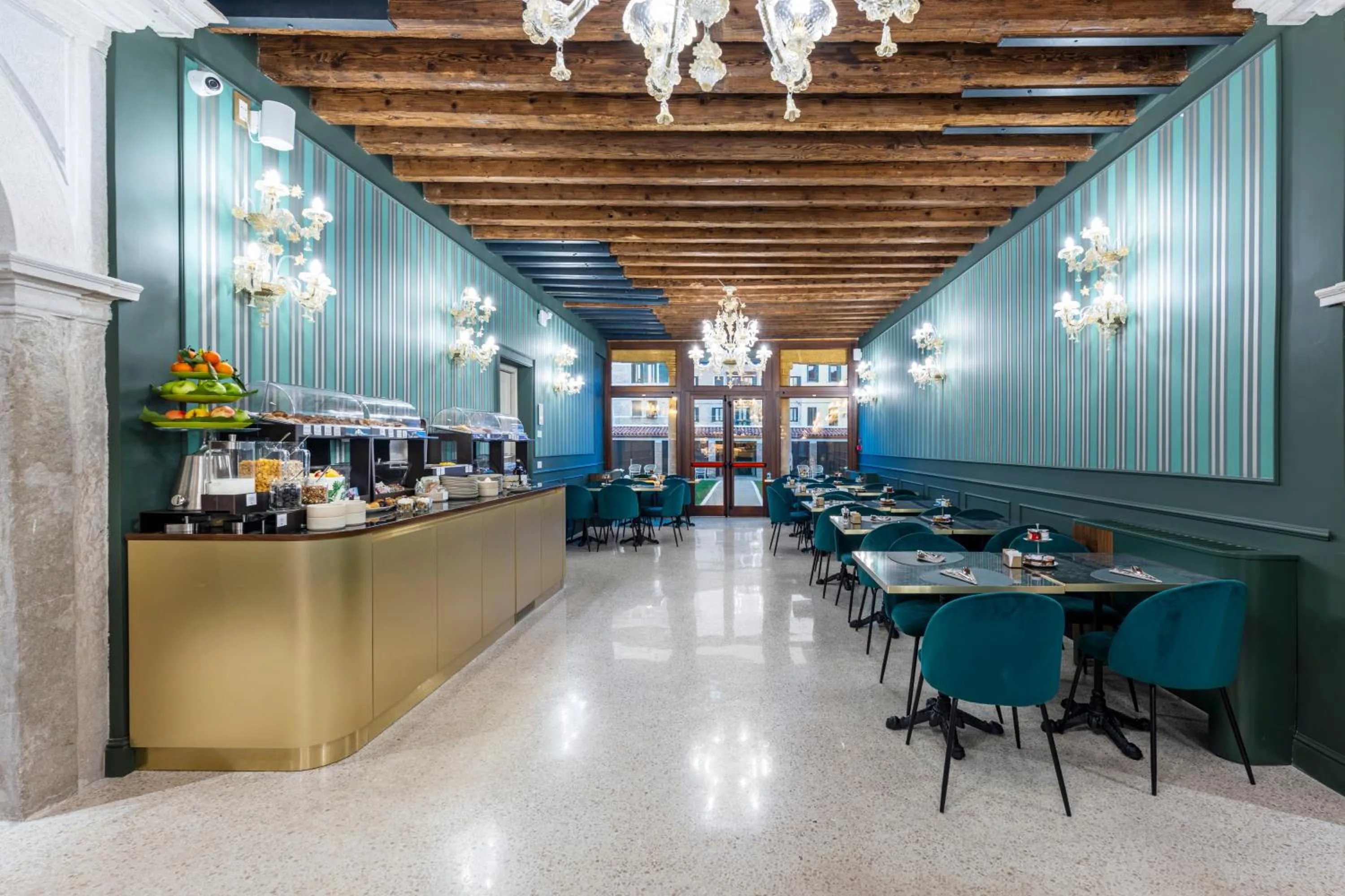 Lounge or bar in Hotel Villa Viridia
