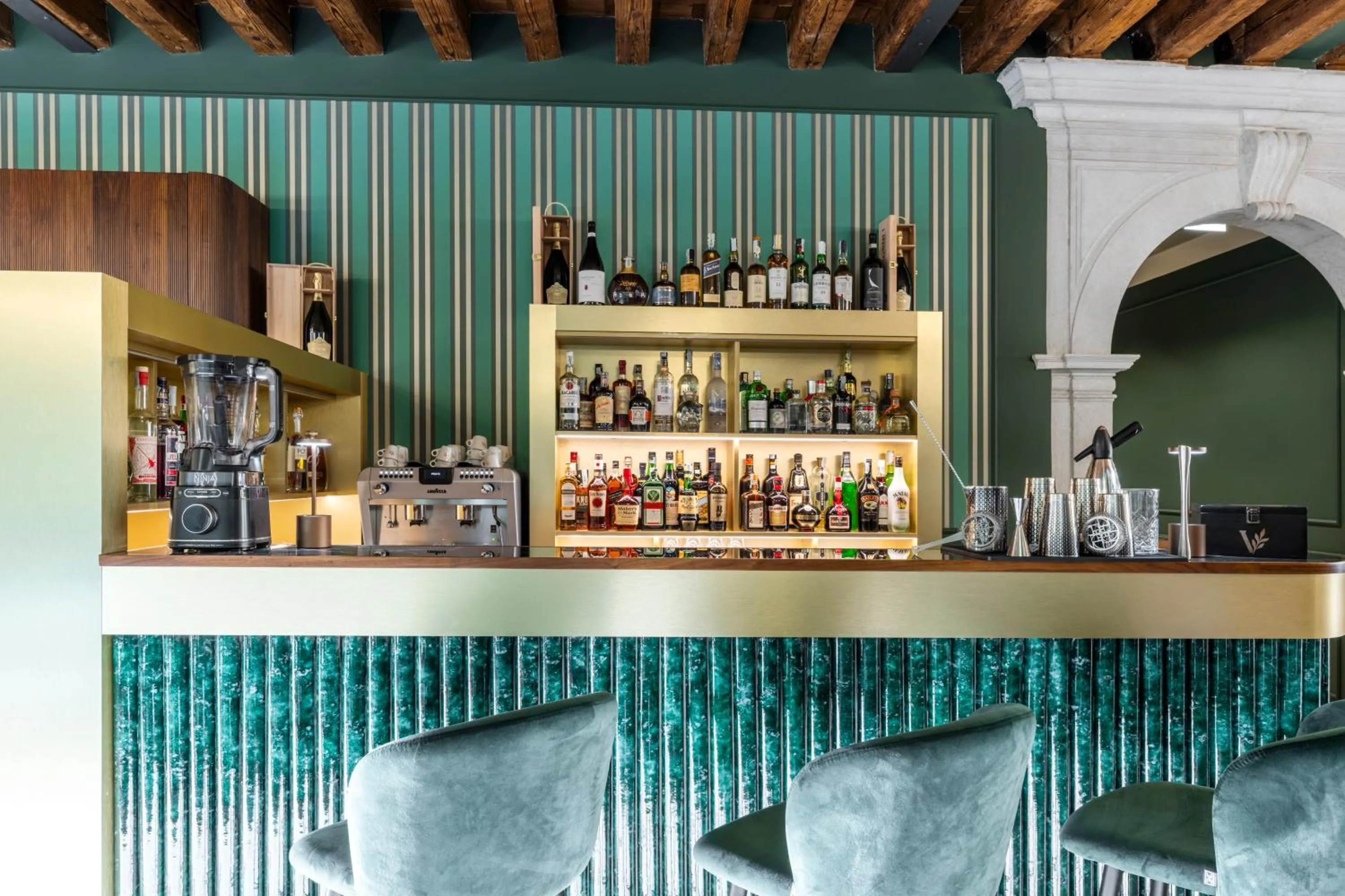 Lounge or bar in Hotel Villa Viridia
