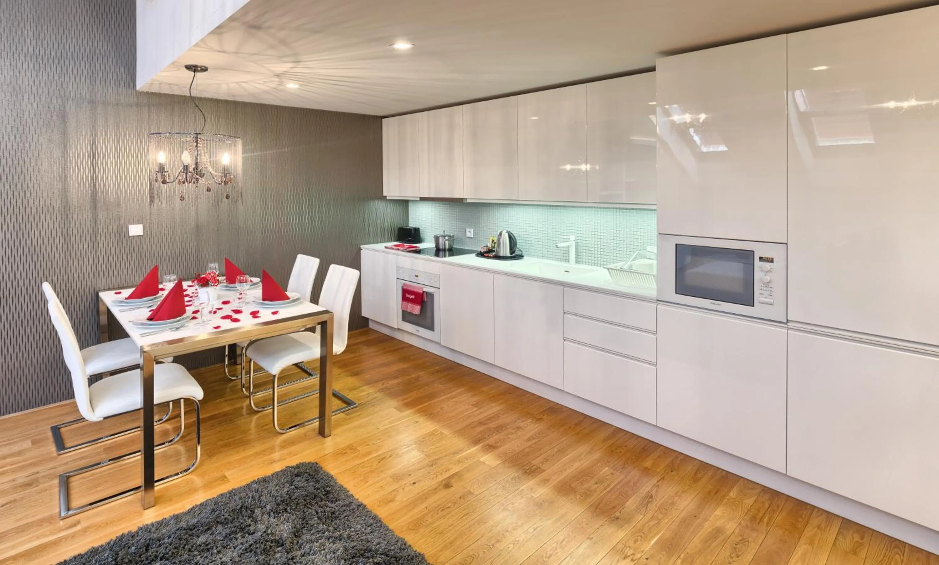 Kitchen or kitchenette in Karlin Residence by TKC