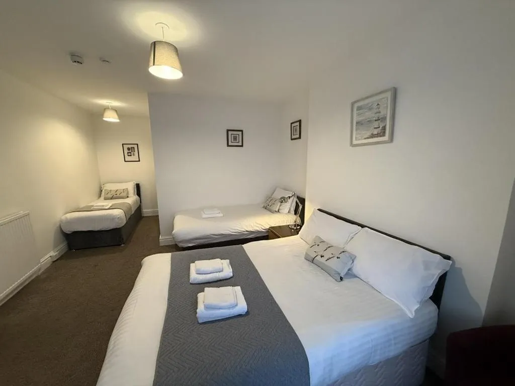 Bedroom, Bed in The Victoria Hotel