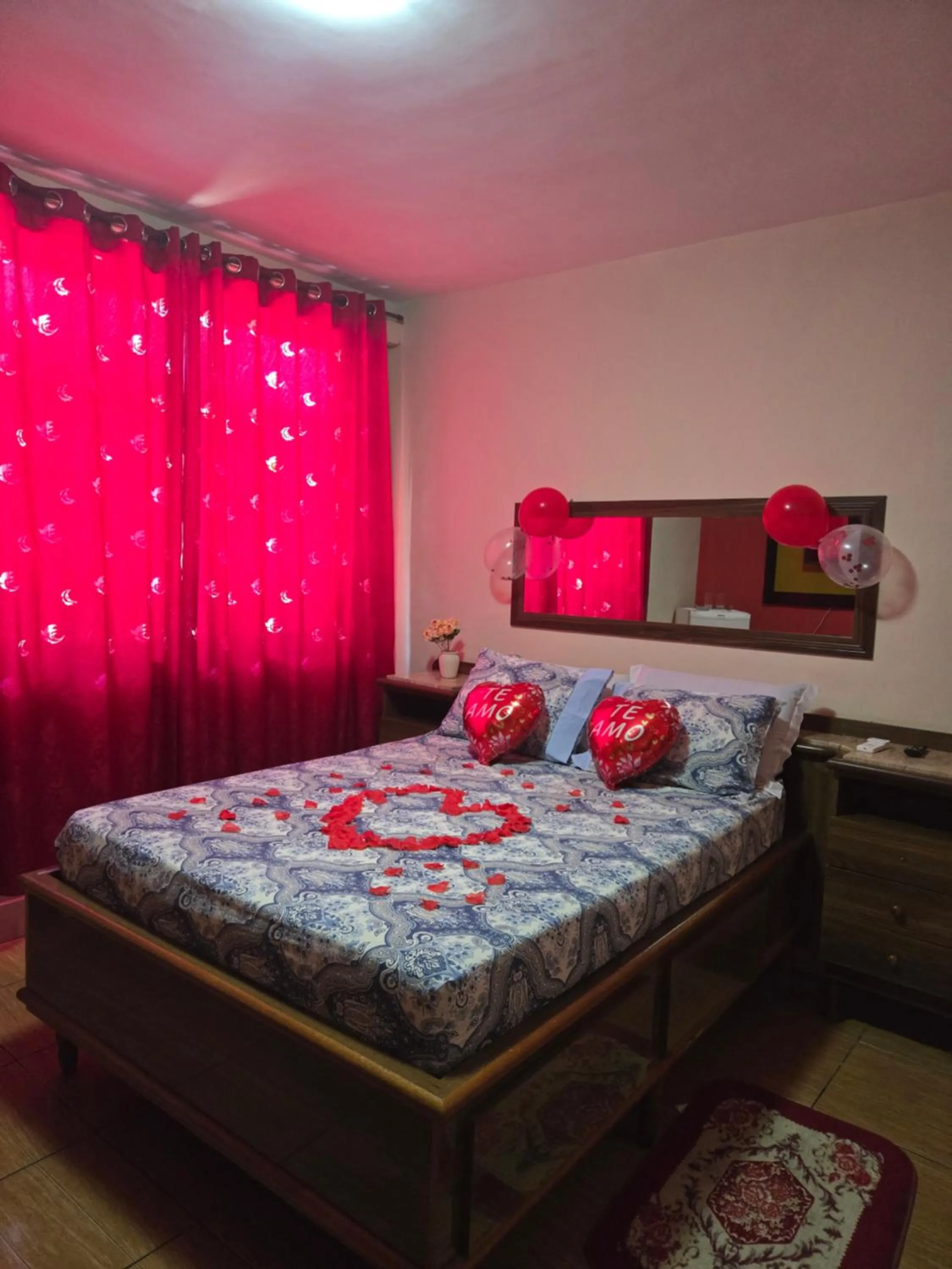Bedroom, Bed in Quartos Em Casa In Caxias da Paraíso