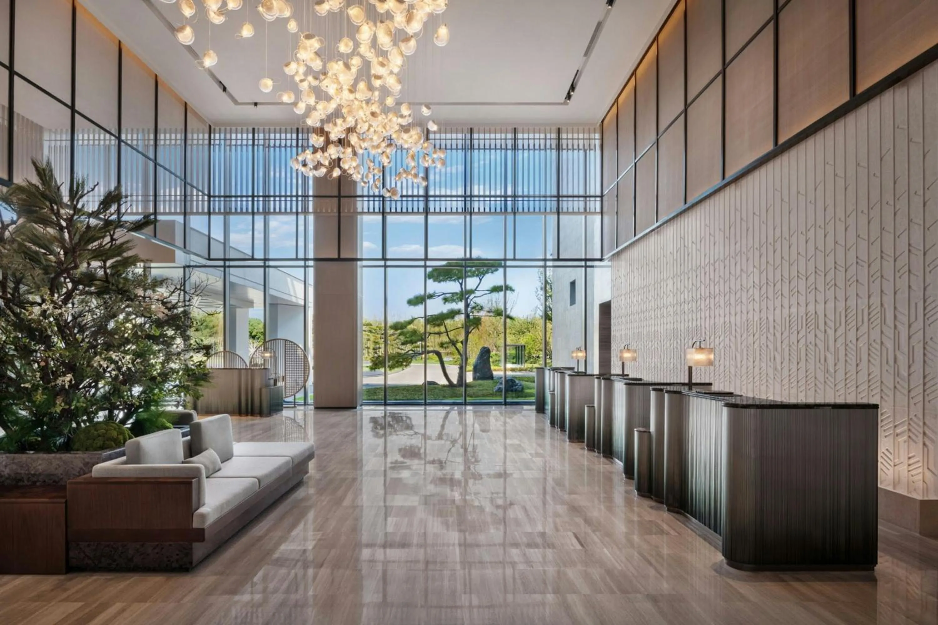 Lobby or reception in Suzhou Marriott Hotel Yangcheng Lake