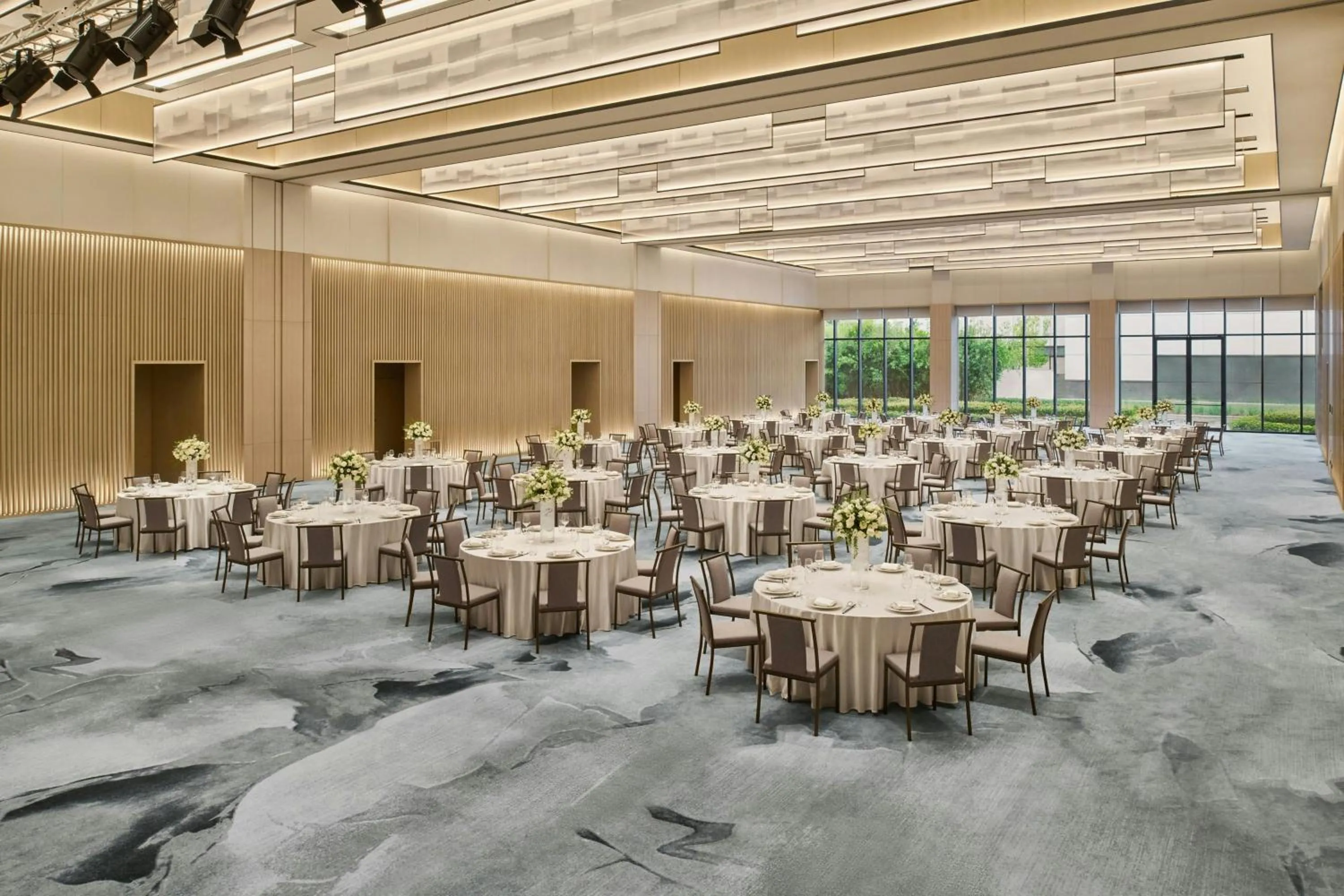 Meeting/conference room in Suzhou Marriott Hotel Yangcheng Lake
