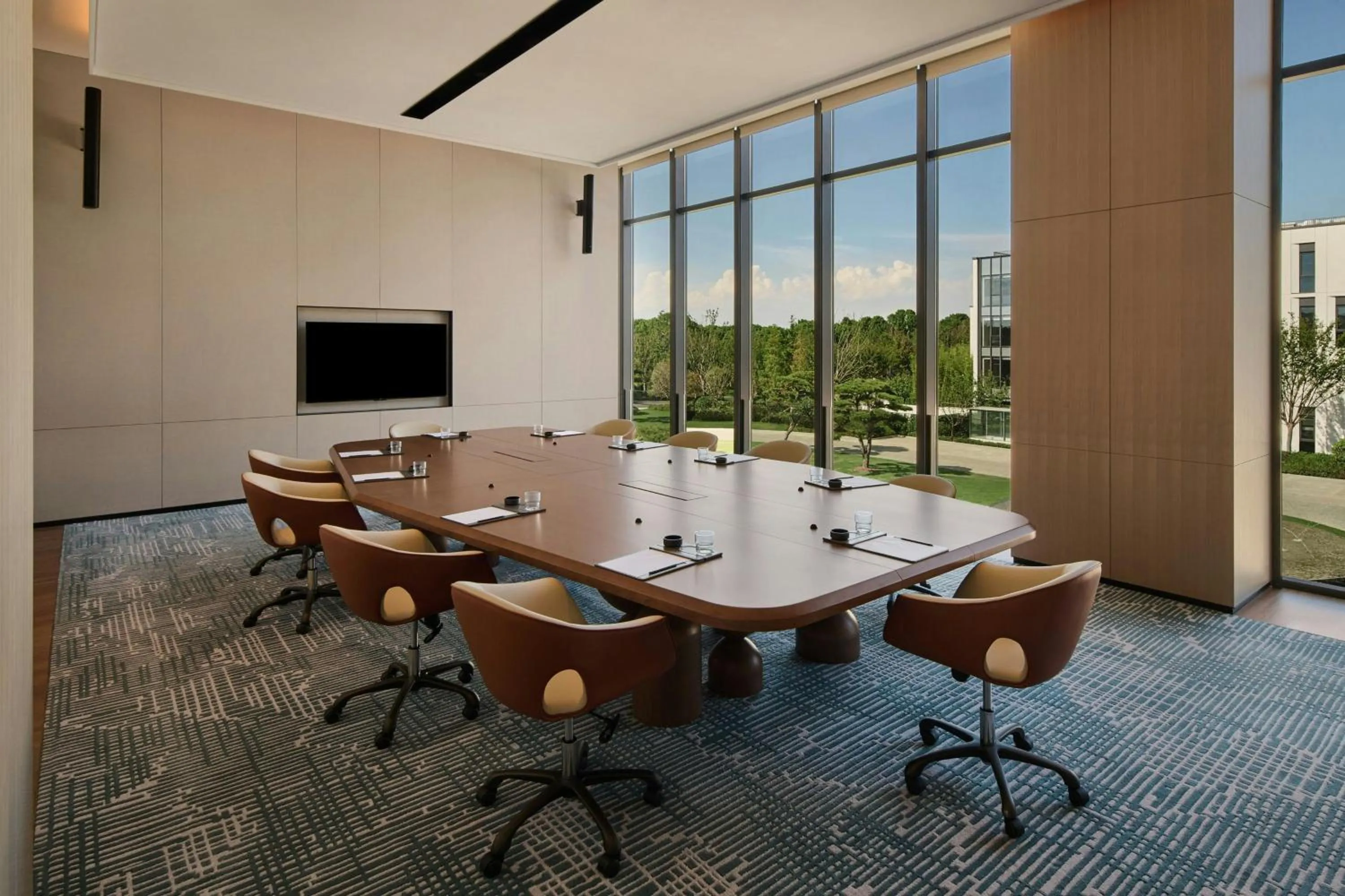 Meeting/conference room in Suzhou Marriott Hotel Yangcheng Lake