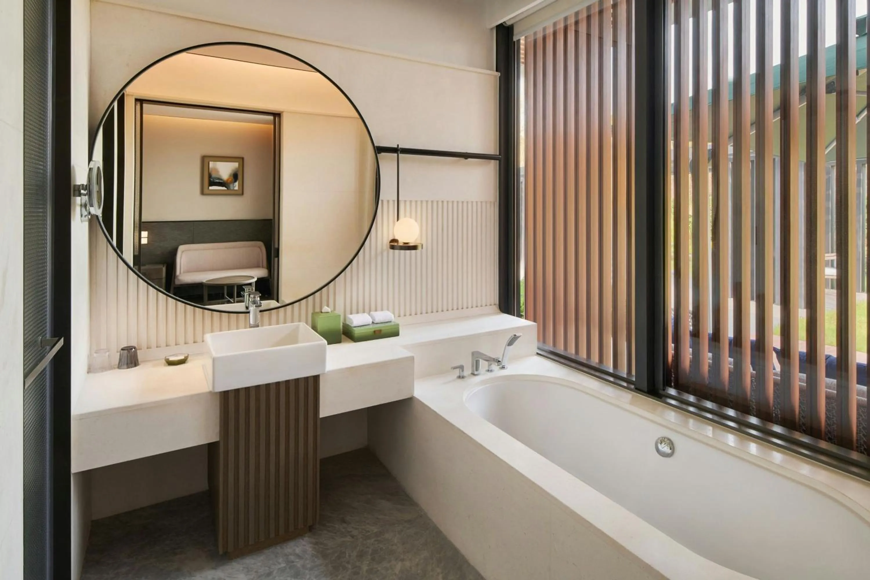 Bathroom in Suzhou Marriott Hotel Yangcheng Lake