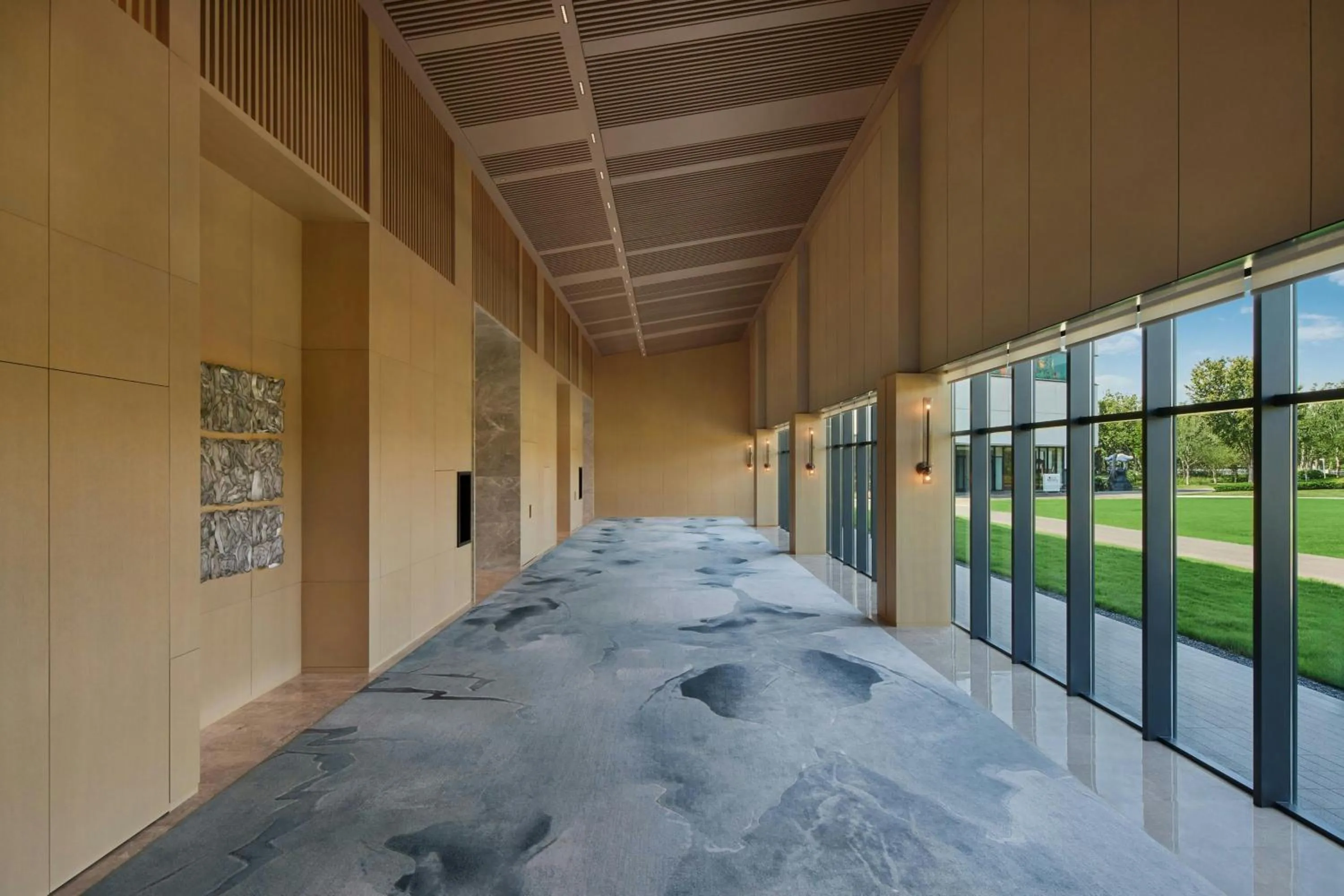 Meeting/conference room in Suzhou Marriott Hotel Yangcheng Lake