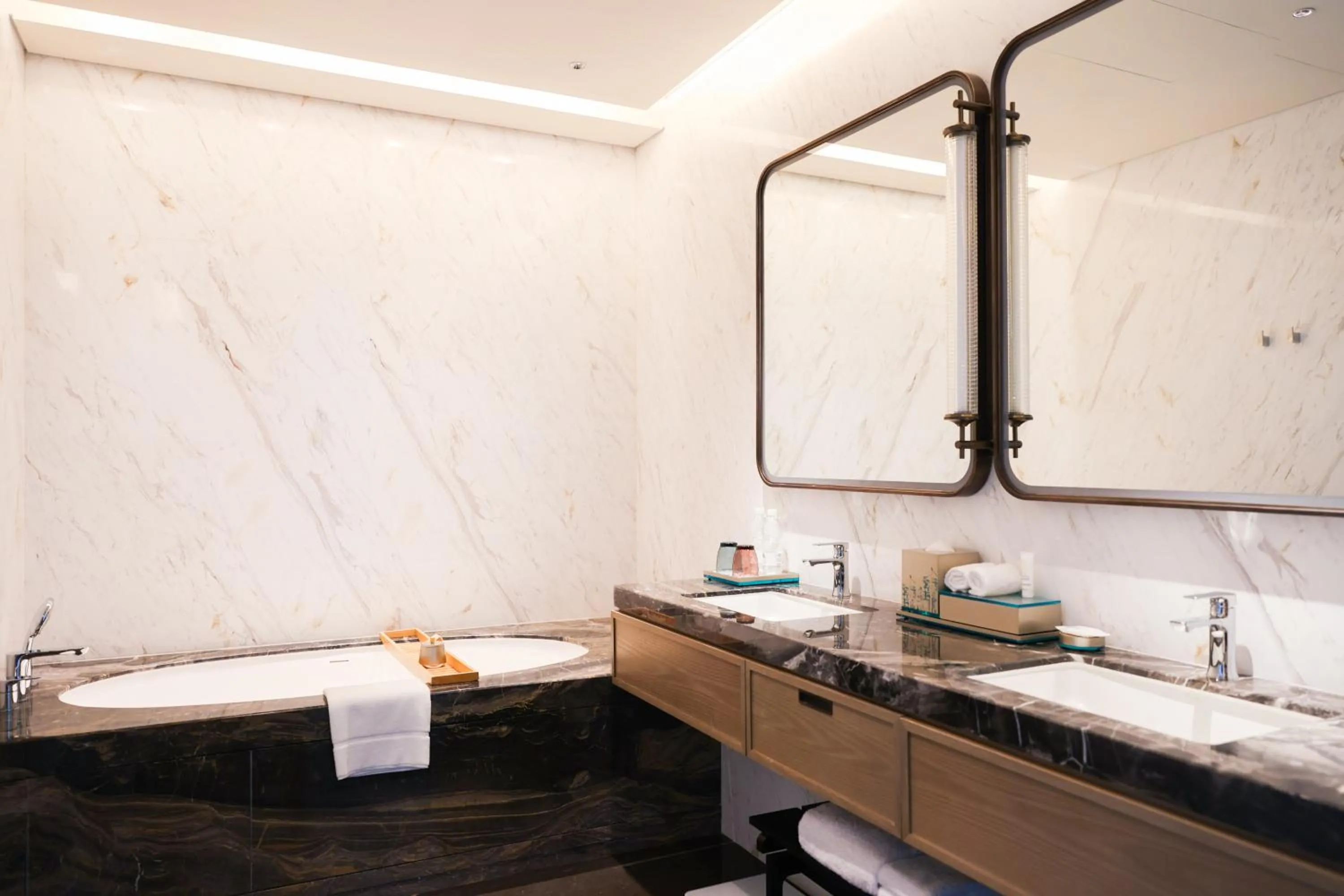 Bathroom in Xi'an Marriott Hotel High-Tech Zone