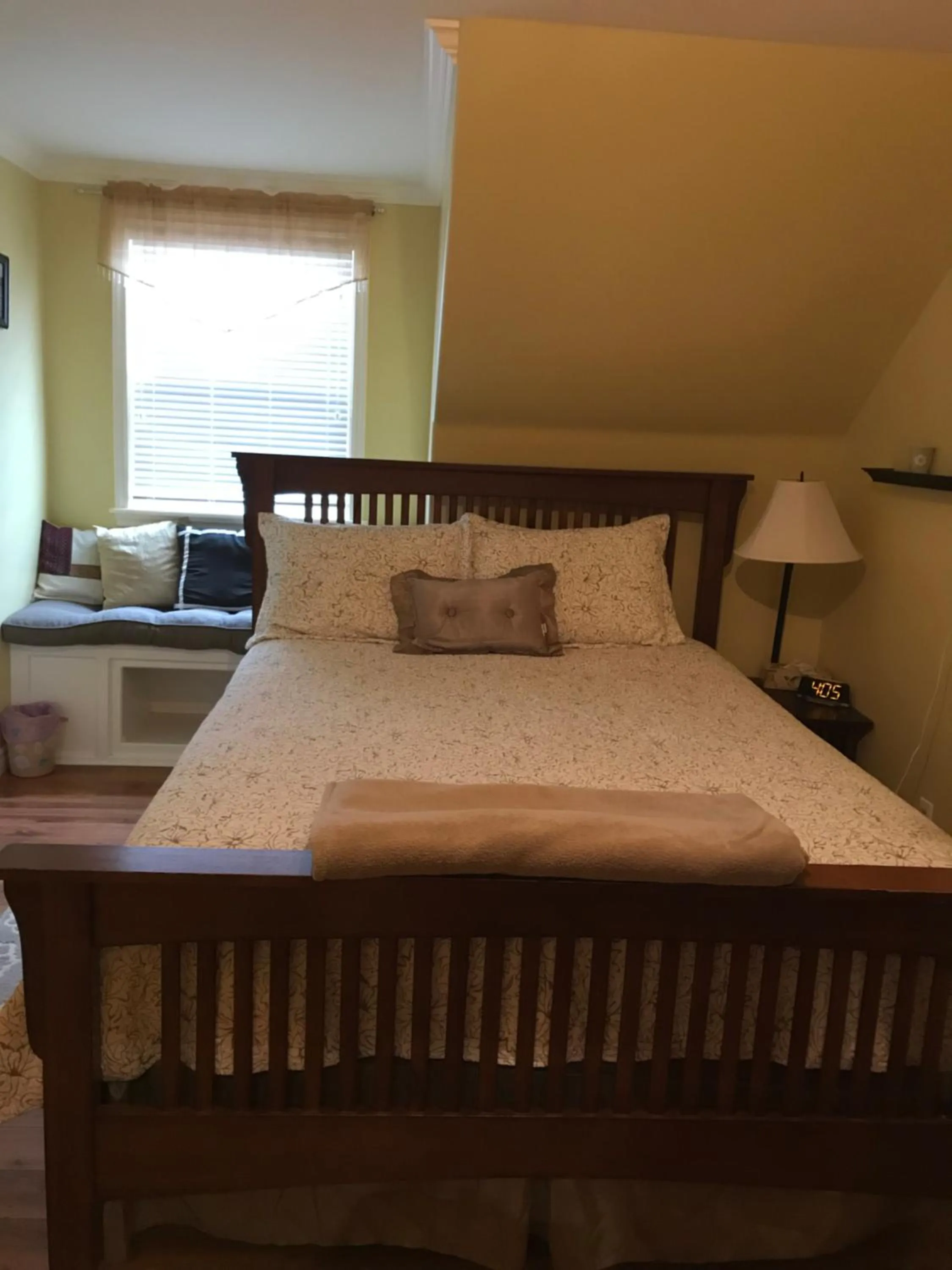 Photo of the whole room in Whitsha Inn B&B