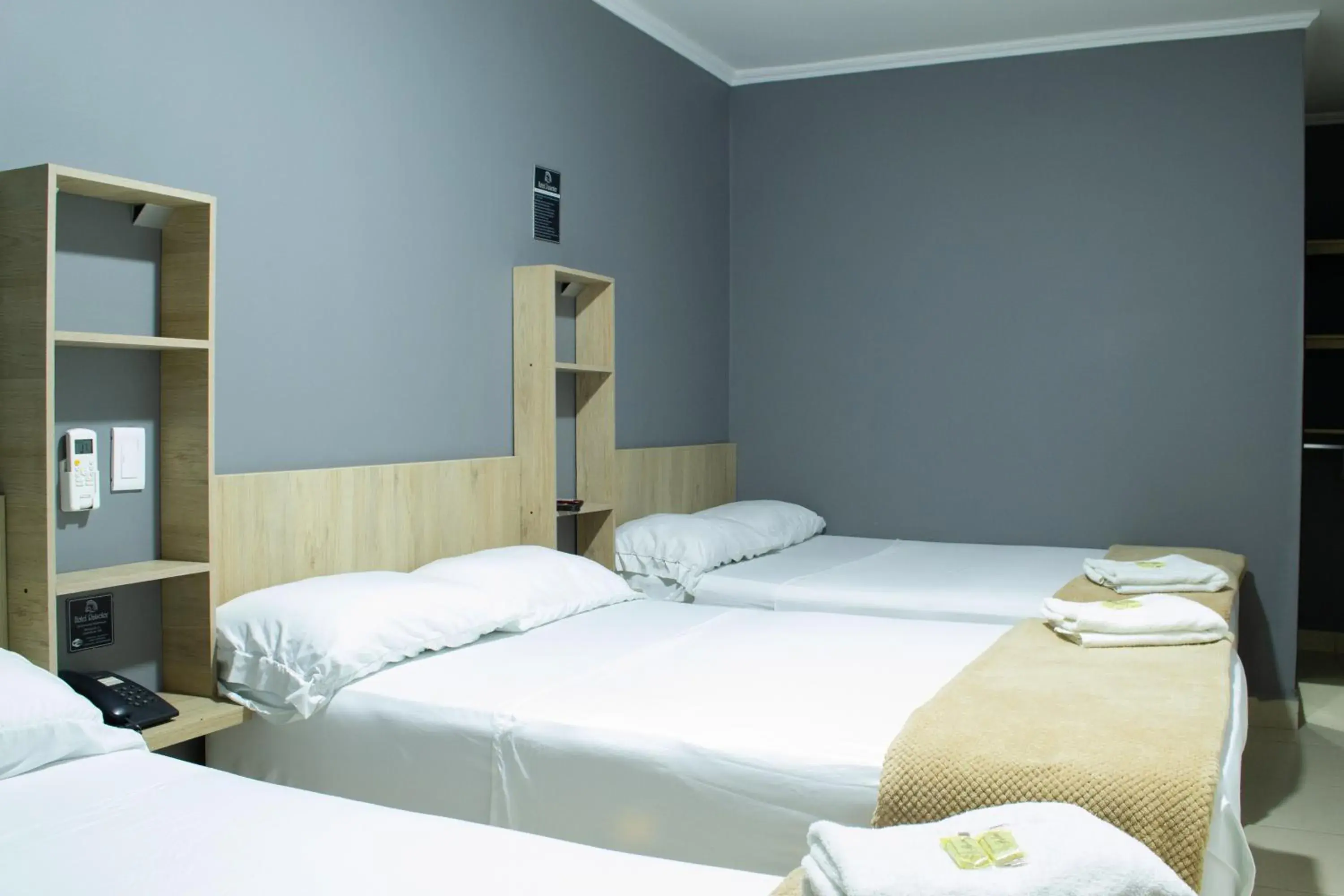 Bed in Hotel Ruiseñor Itagui Bed in Hotel Ruiseñor Itagui