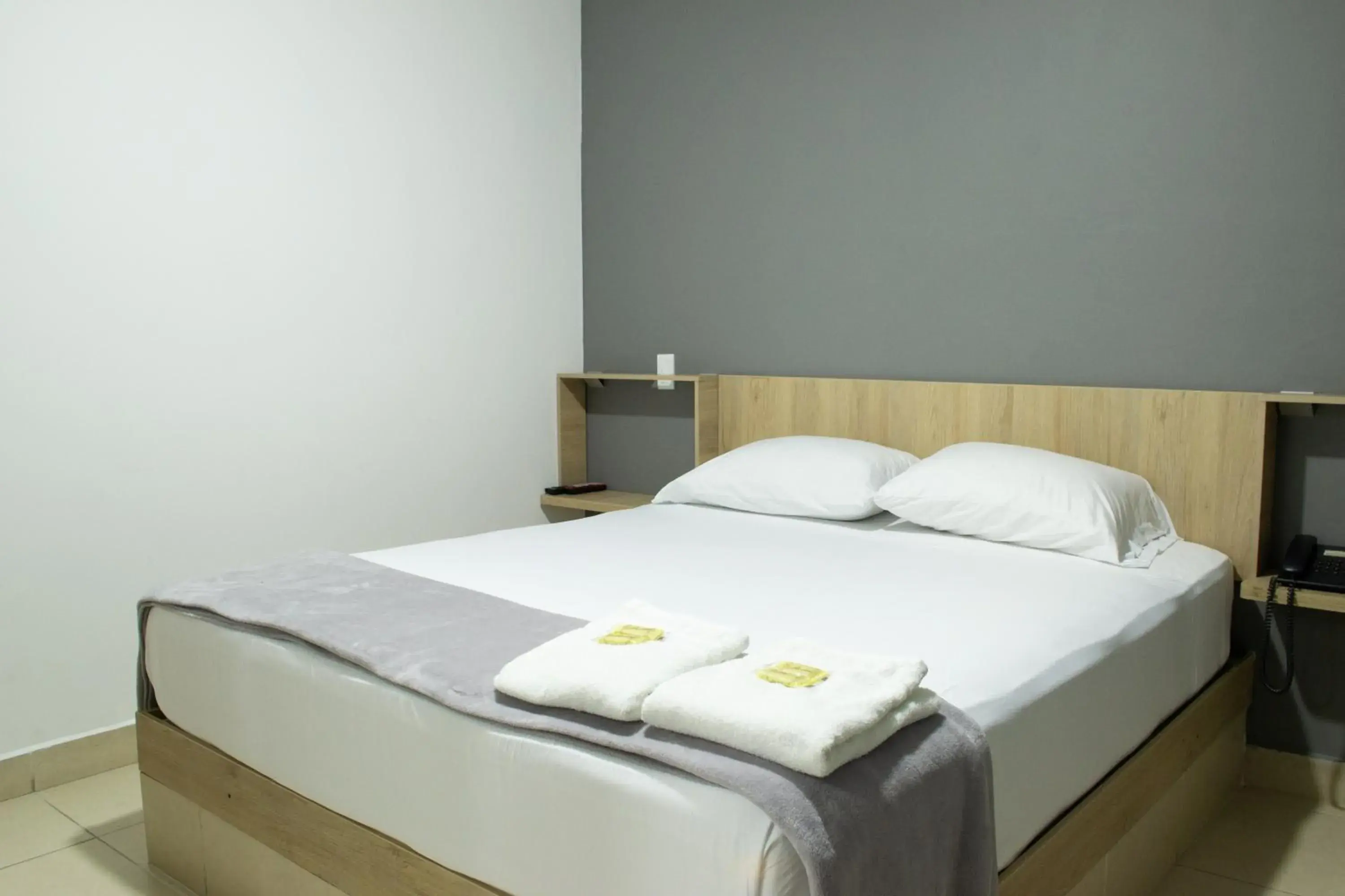 Bed in Hotel Ruiseñor Itagui Bed in Hotel Ruiseñor Itagui