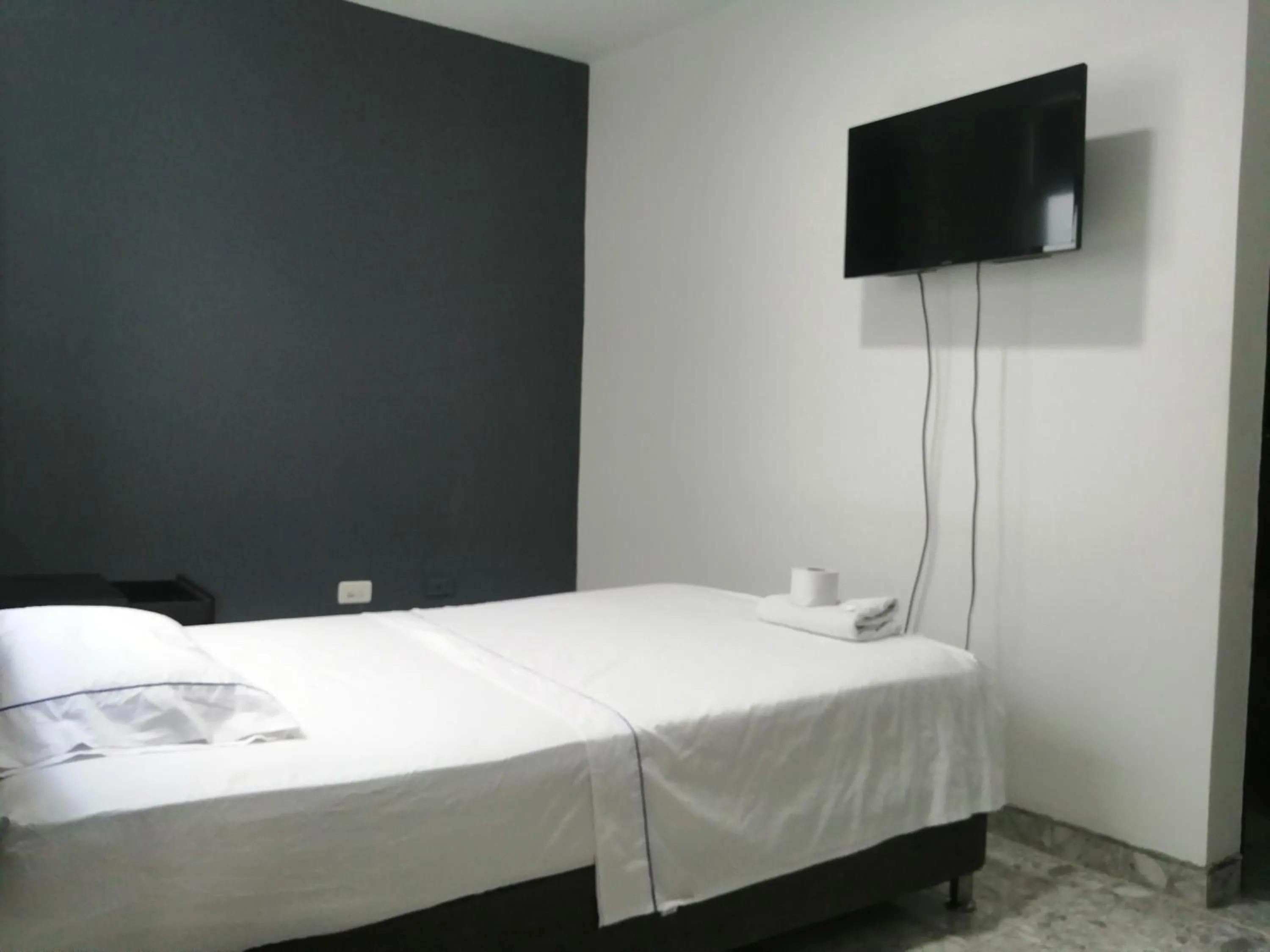 TV and multimedia, Bed in Hotel Bucare