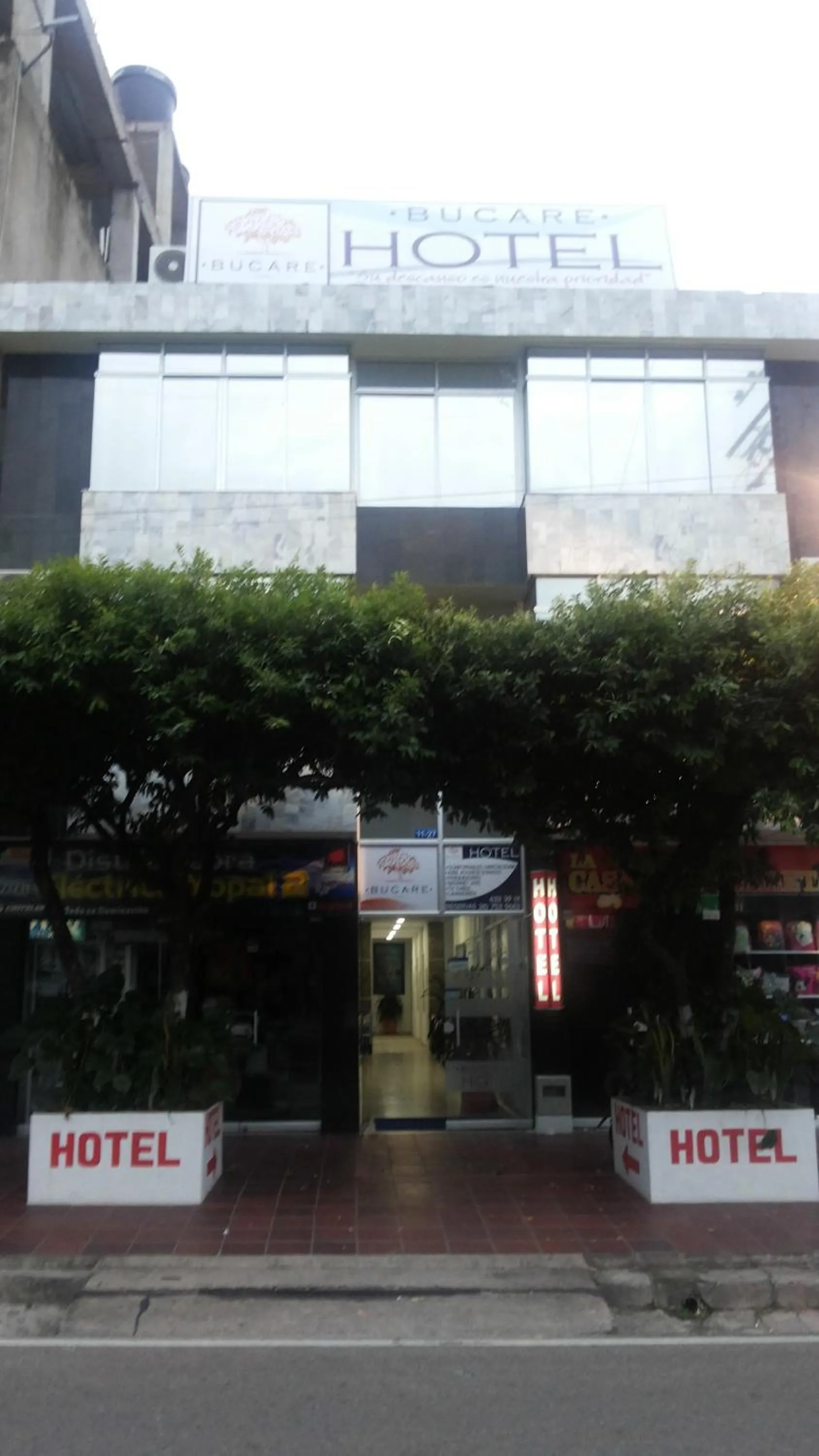 Property building in Hotel Bucare