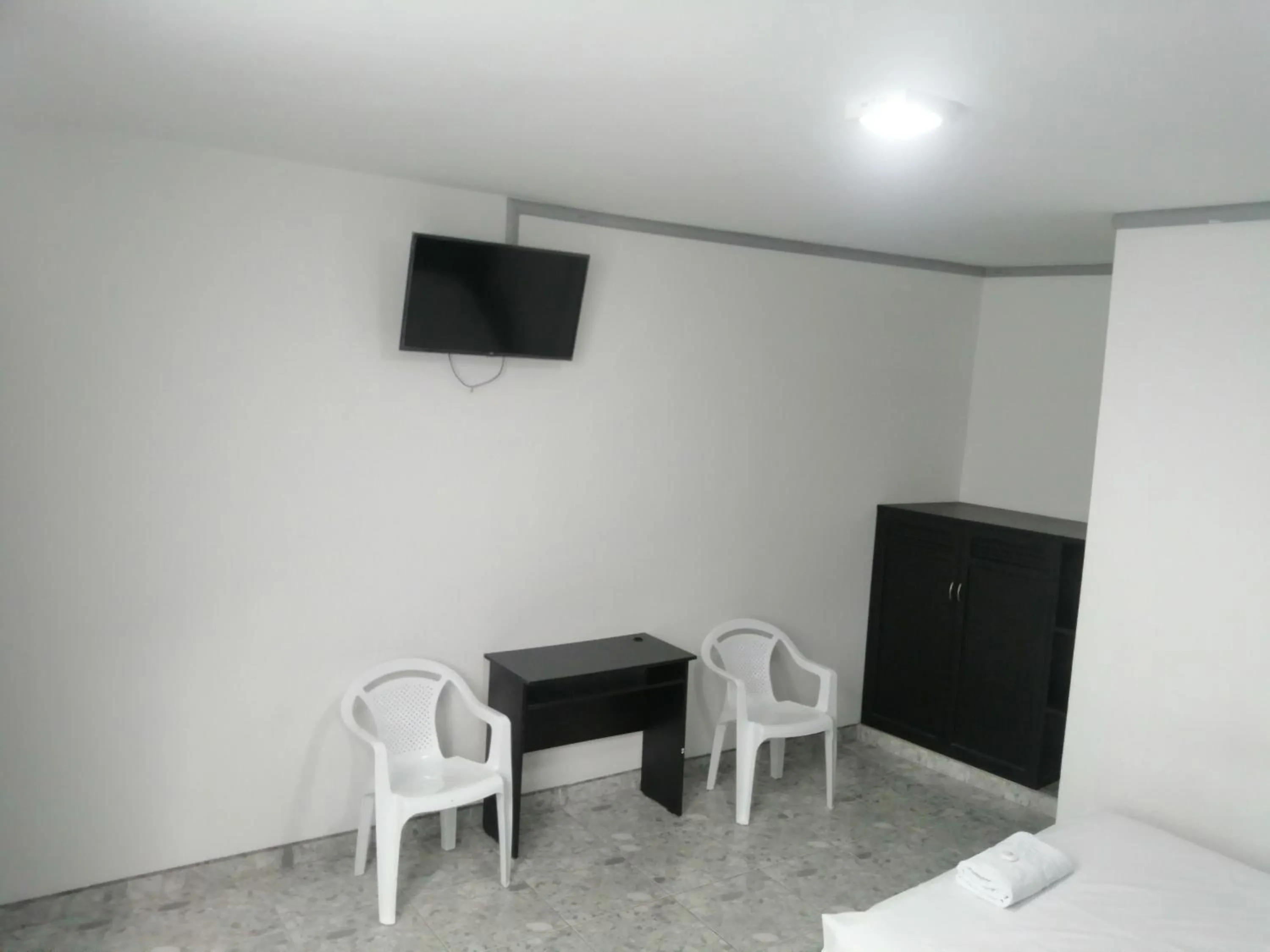 TV and multimedia in Hotel Bucare