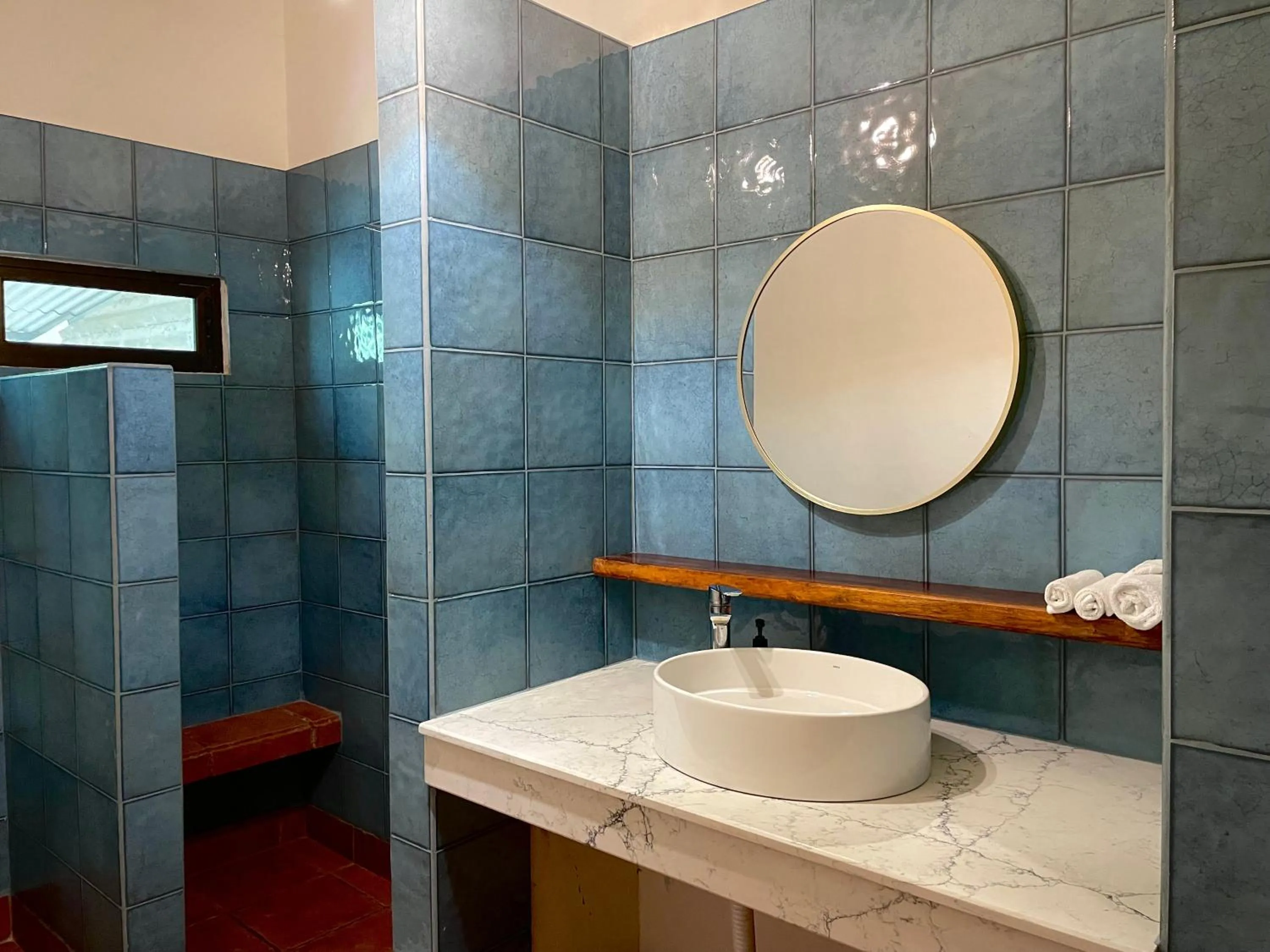 Bathroom in Rio Lindo Hotel