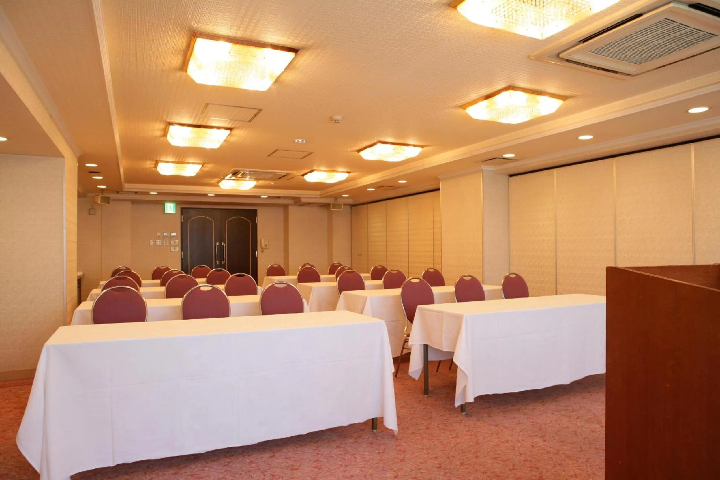 Area and facilities in Hotel Kajigaya Plaza