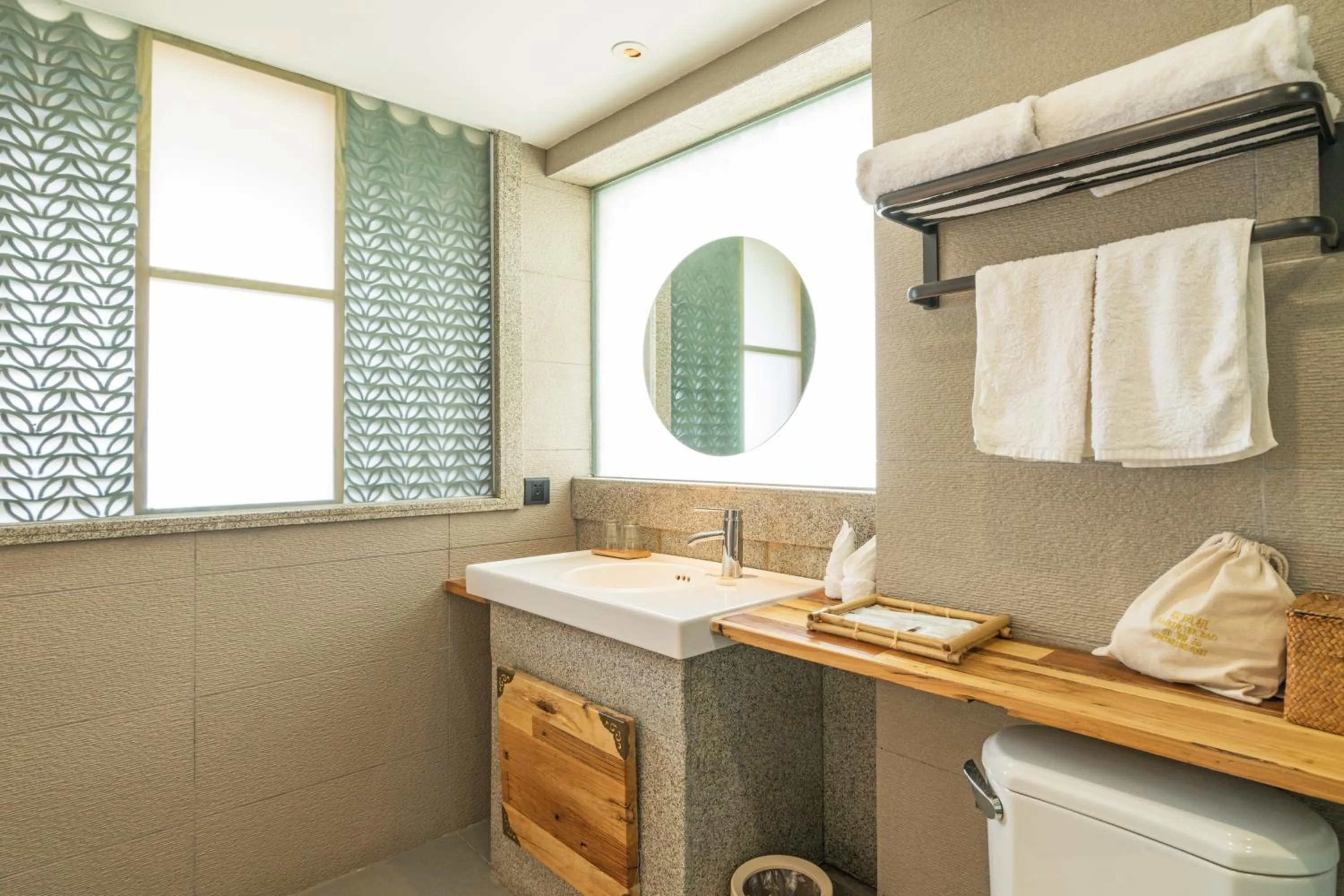 Bathroom in Zen Tea House Seven Stars Park