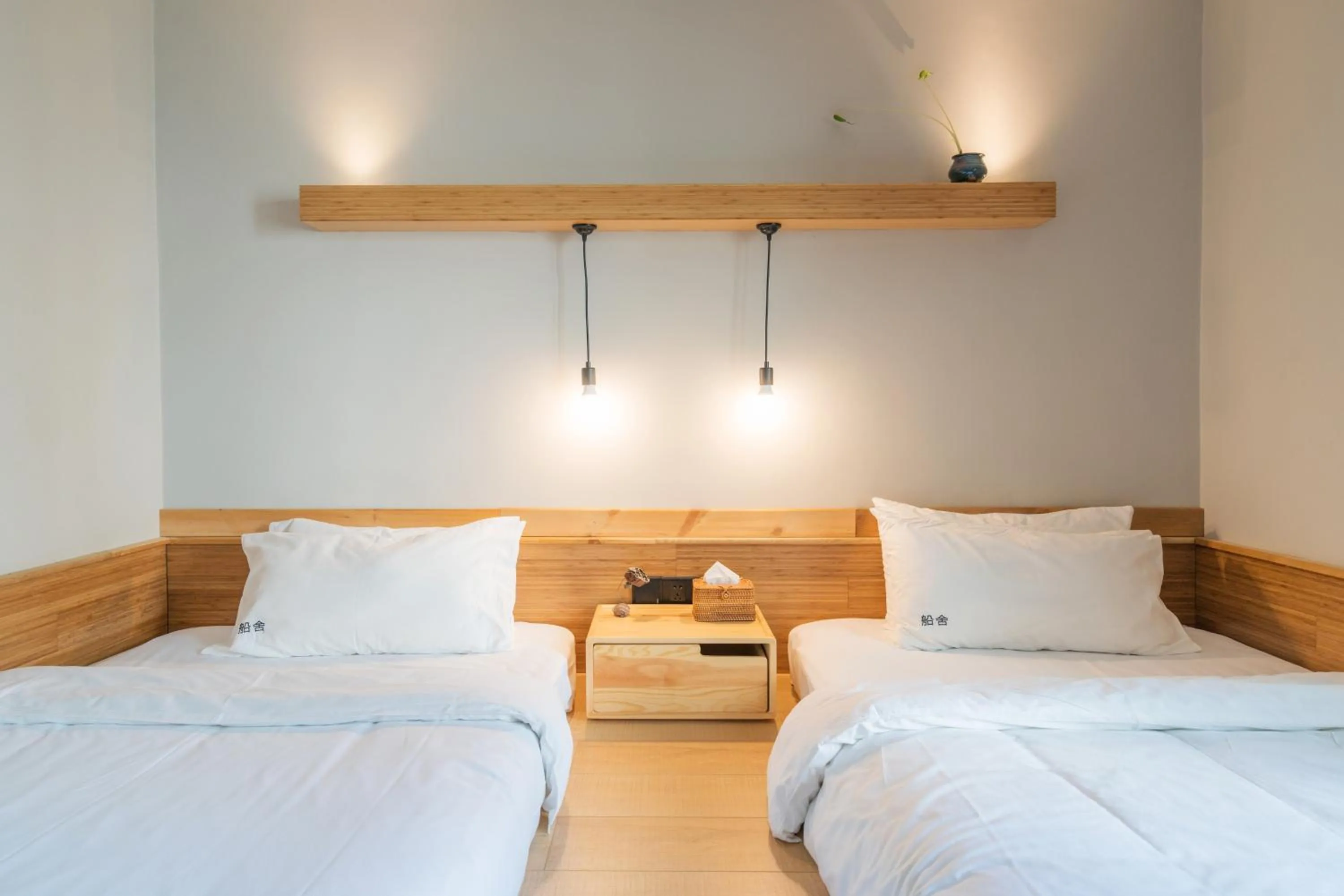 Bed in Zen Tea House Seven Stars Park