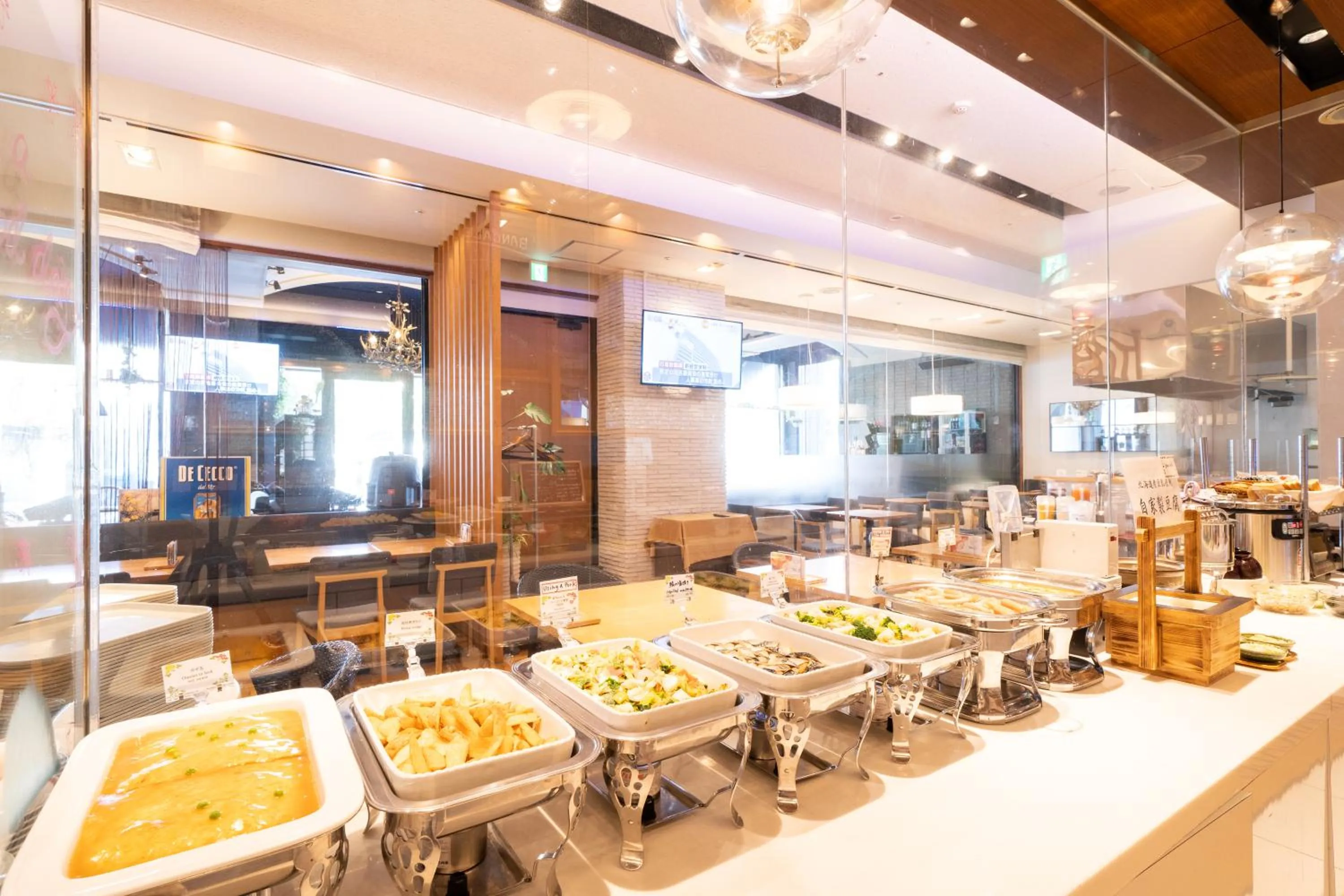 Food and drinks in Hotel Terrace The Square Hitachi