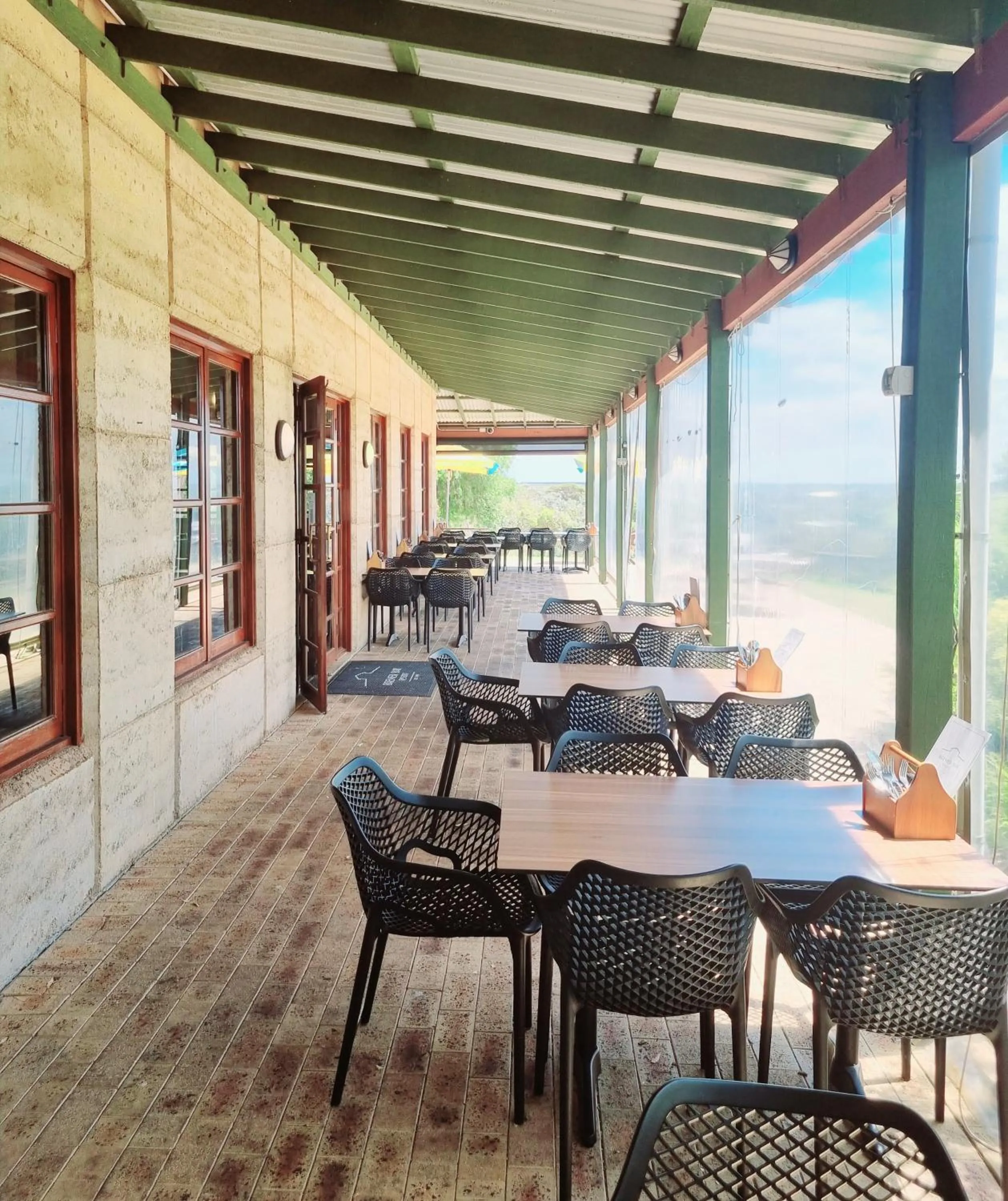 Restaurant/places to eat in Bremer Bay Resort