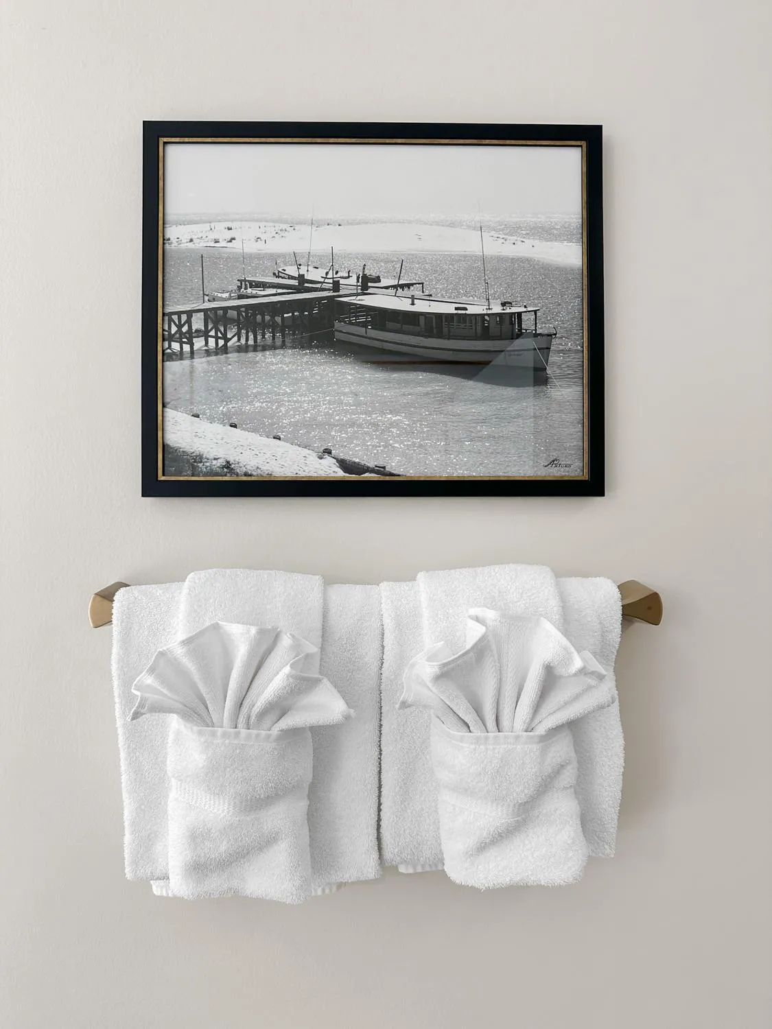 Bathroom in Harbor Suites at Harborwalk Village