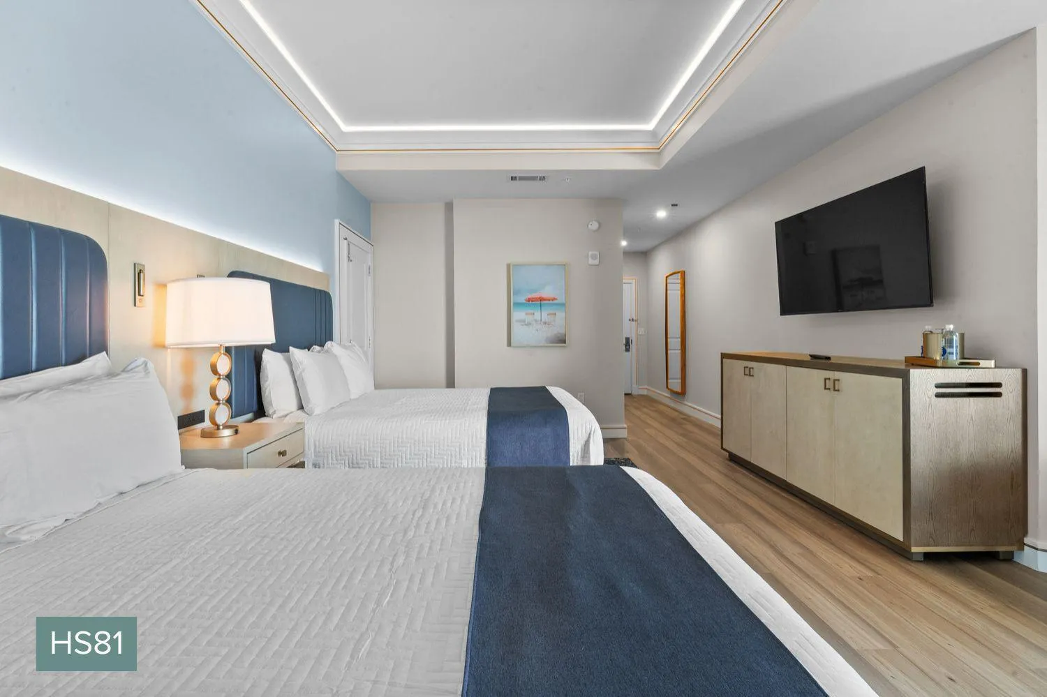 Bed in Harbor Suites at Harborwalk Village