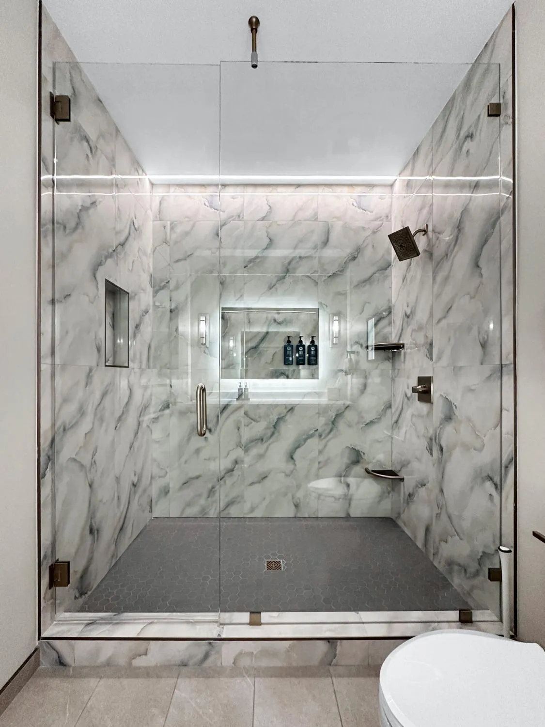 Shower in Harbor Suites at Harborwalk Village