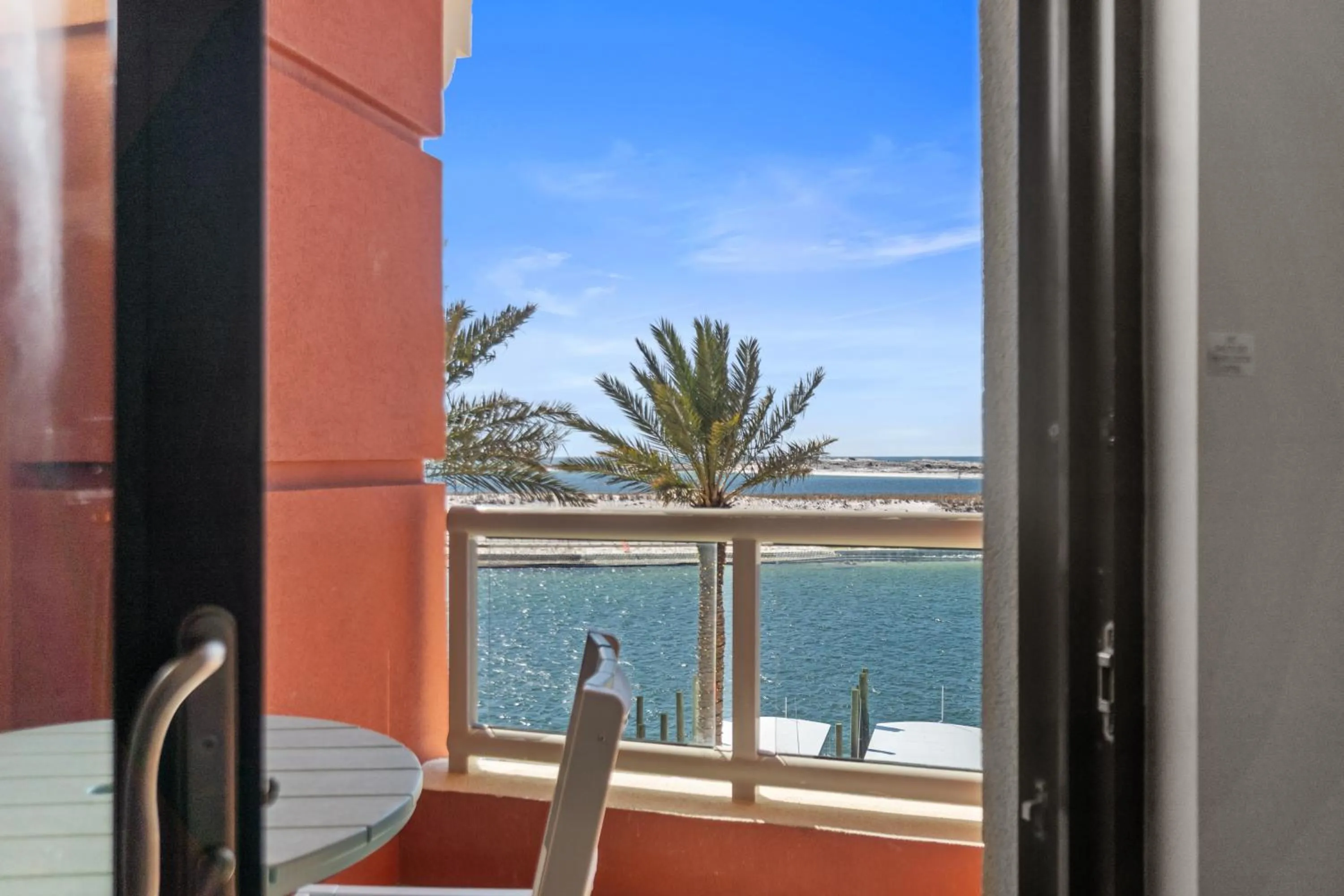 Harbor Suites at Harborwalk Village