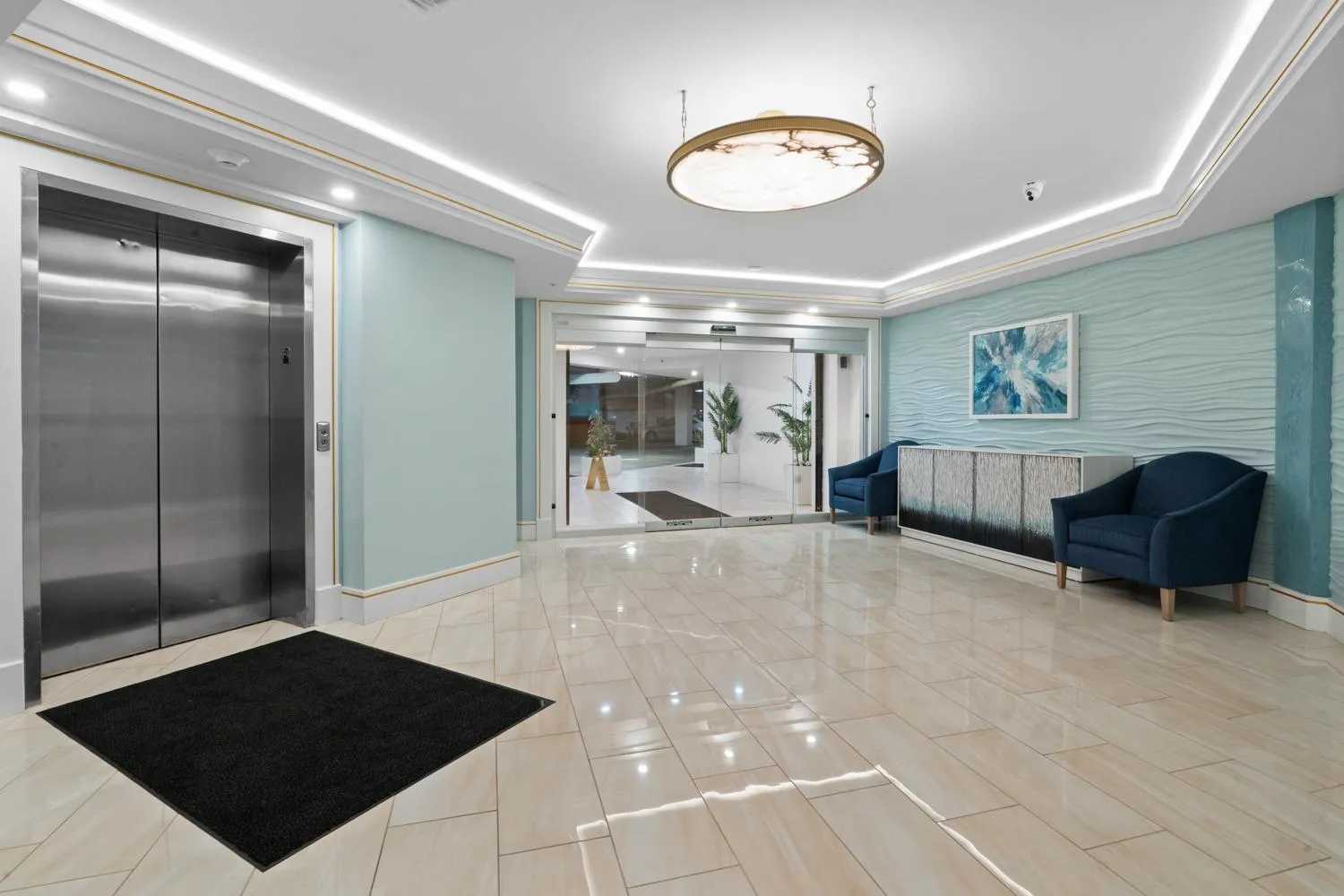 elevator in Harbor Suites at Harborwalk Village