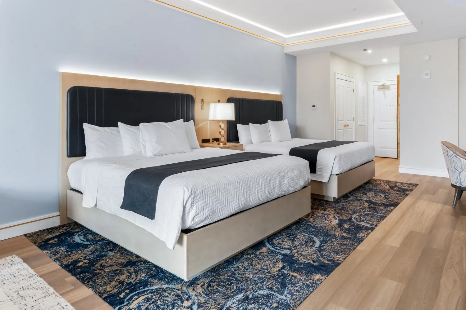 Bed in Harbor Suites at Harborwalk Village