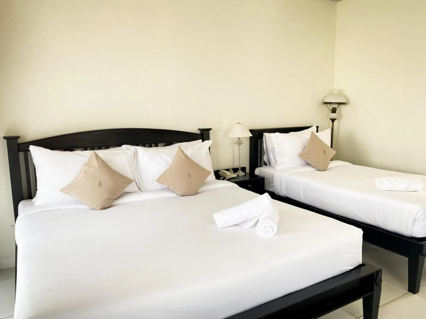 Bed in Koranaree Courtyard Boutique Hotel