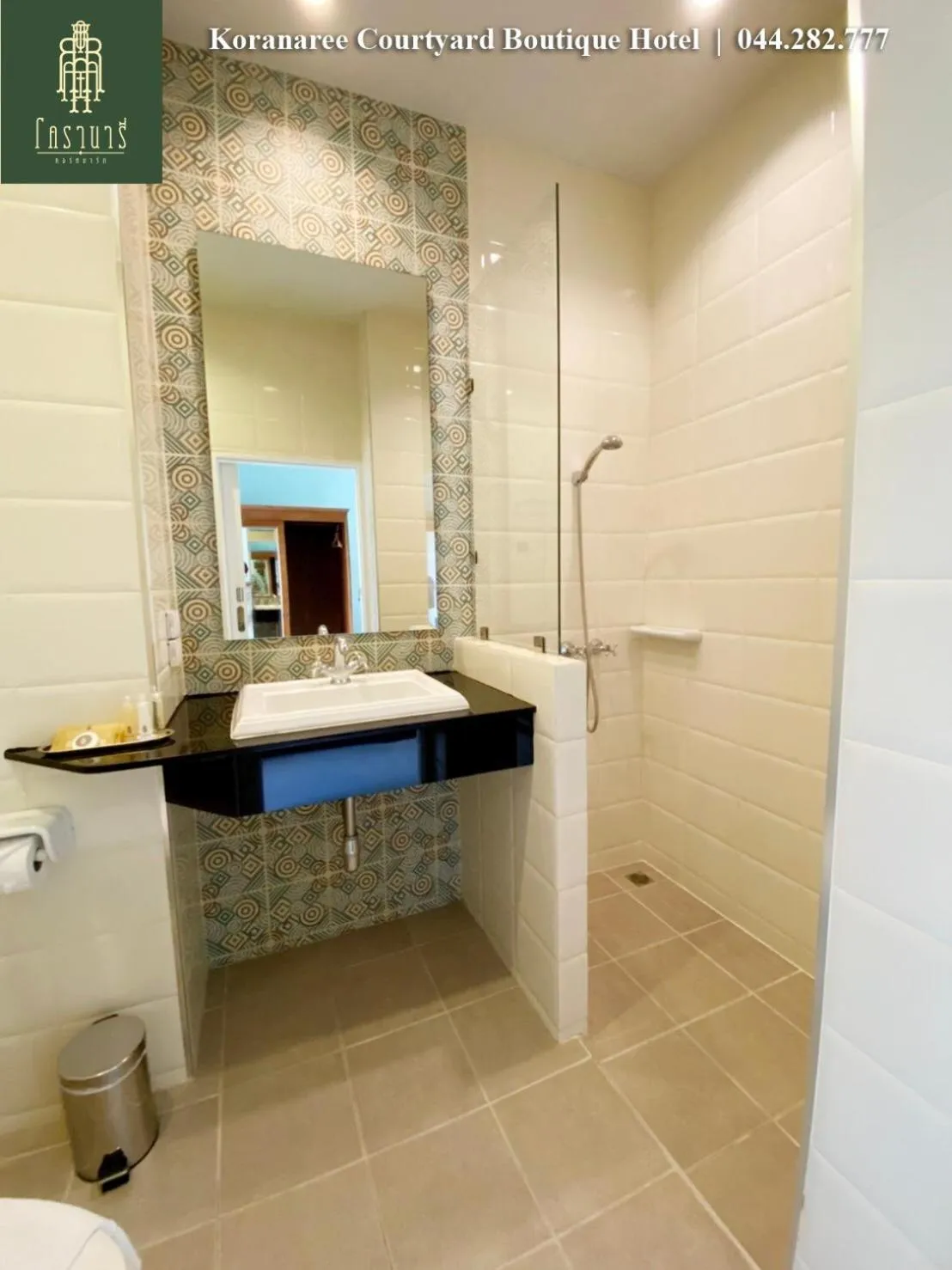 Shower in Koranaree Courtyard Boutique Hotel