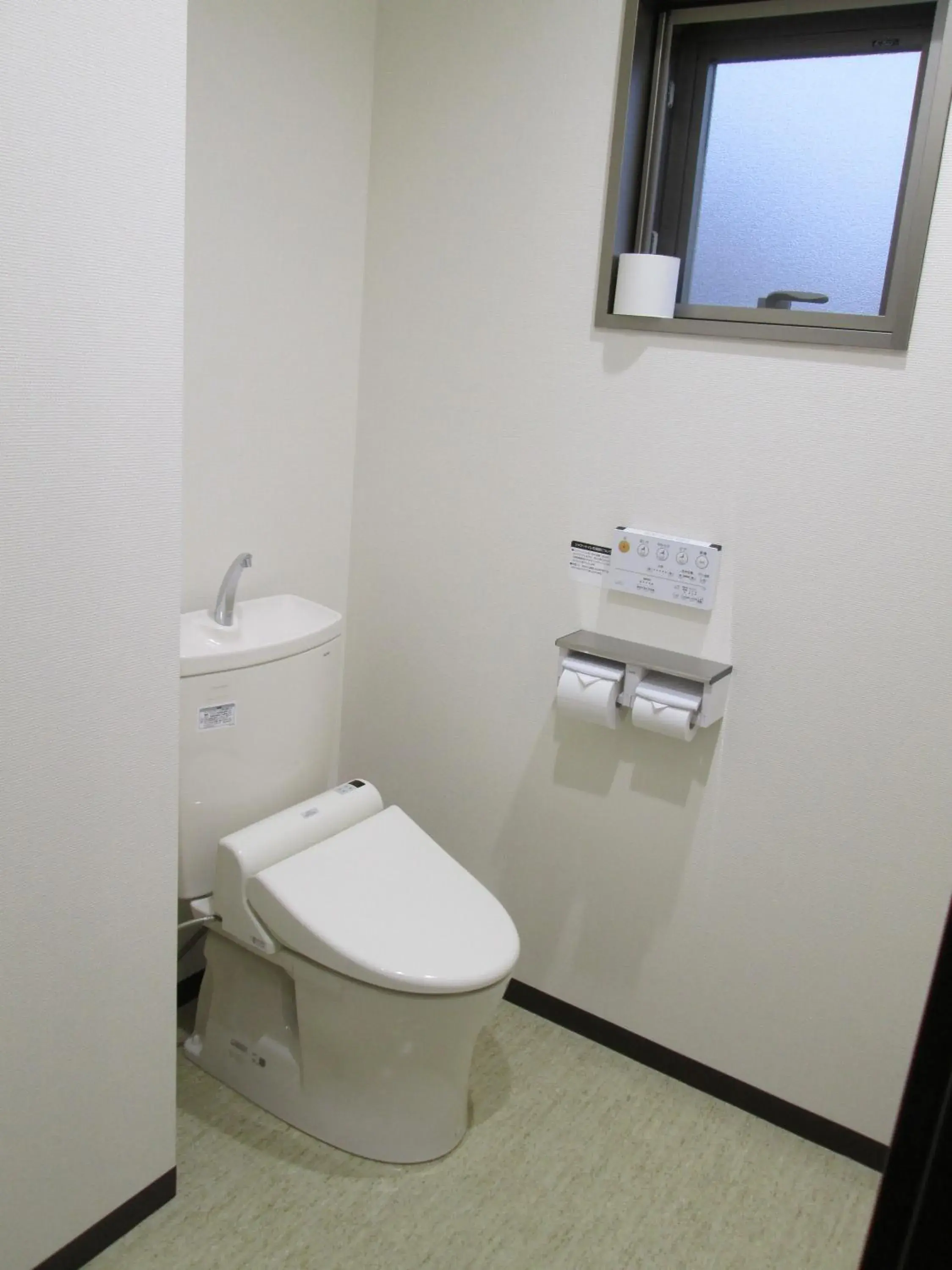 Photo of the whole room in Okawa Riverside Hotel Photo of the whole room in Okawa Riverside Hotel