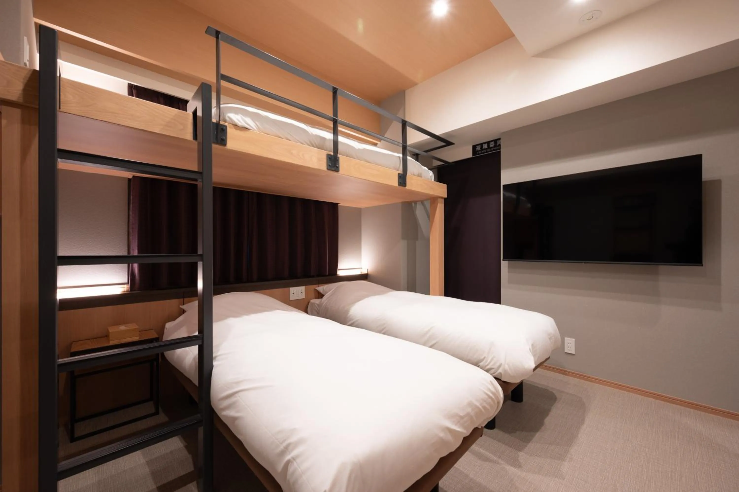 Triple Room in EISEI STAY Ikebukuro Nishi