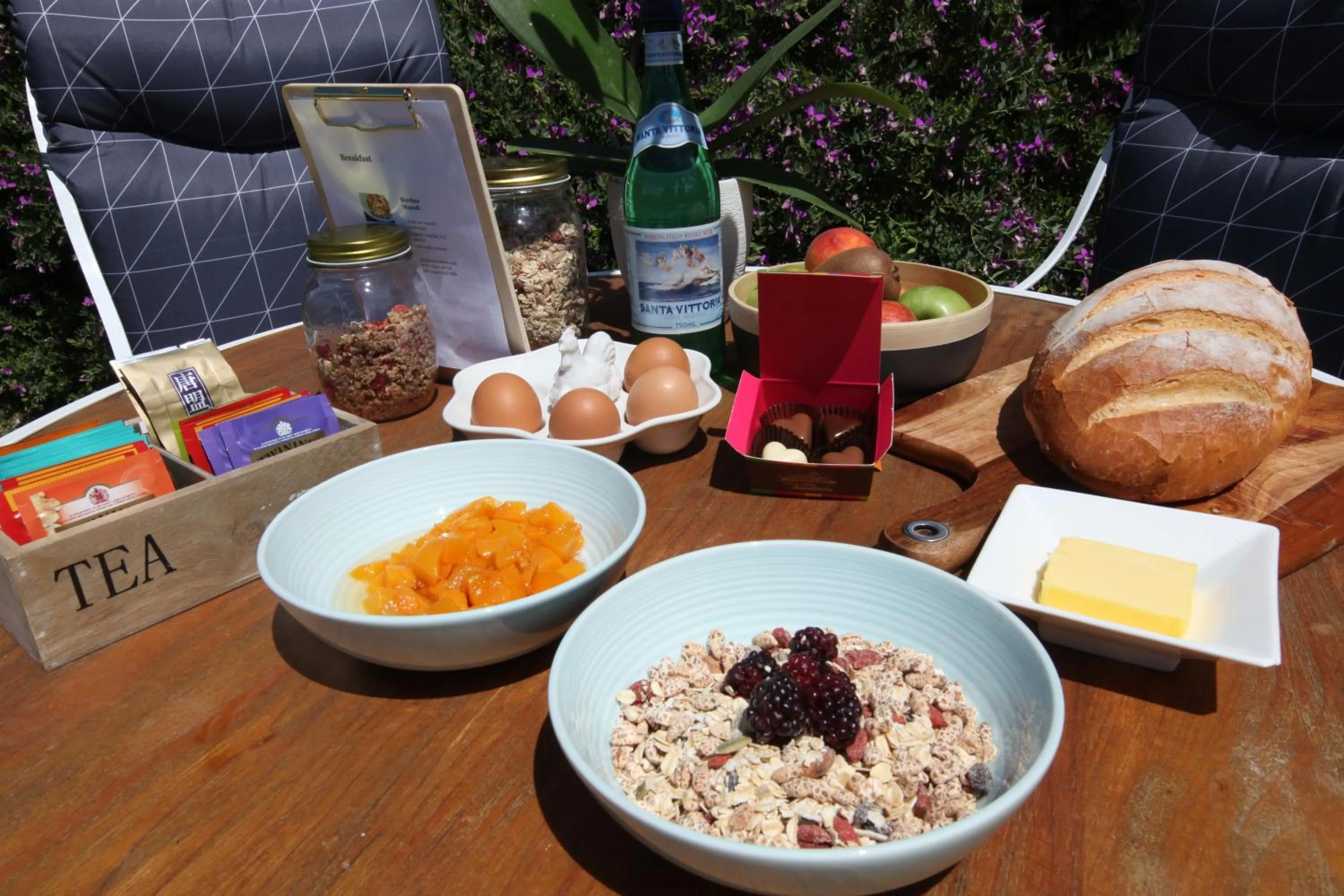 Breakfast in The Studio - Yarra Valley