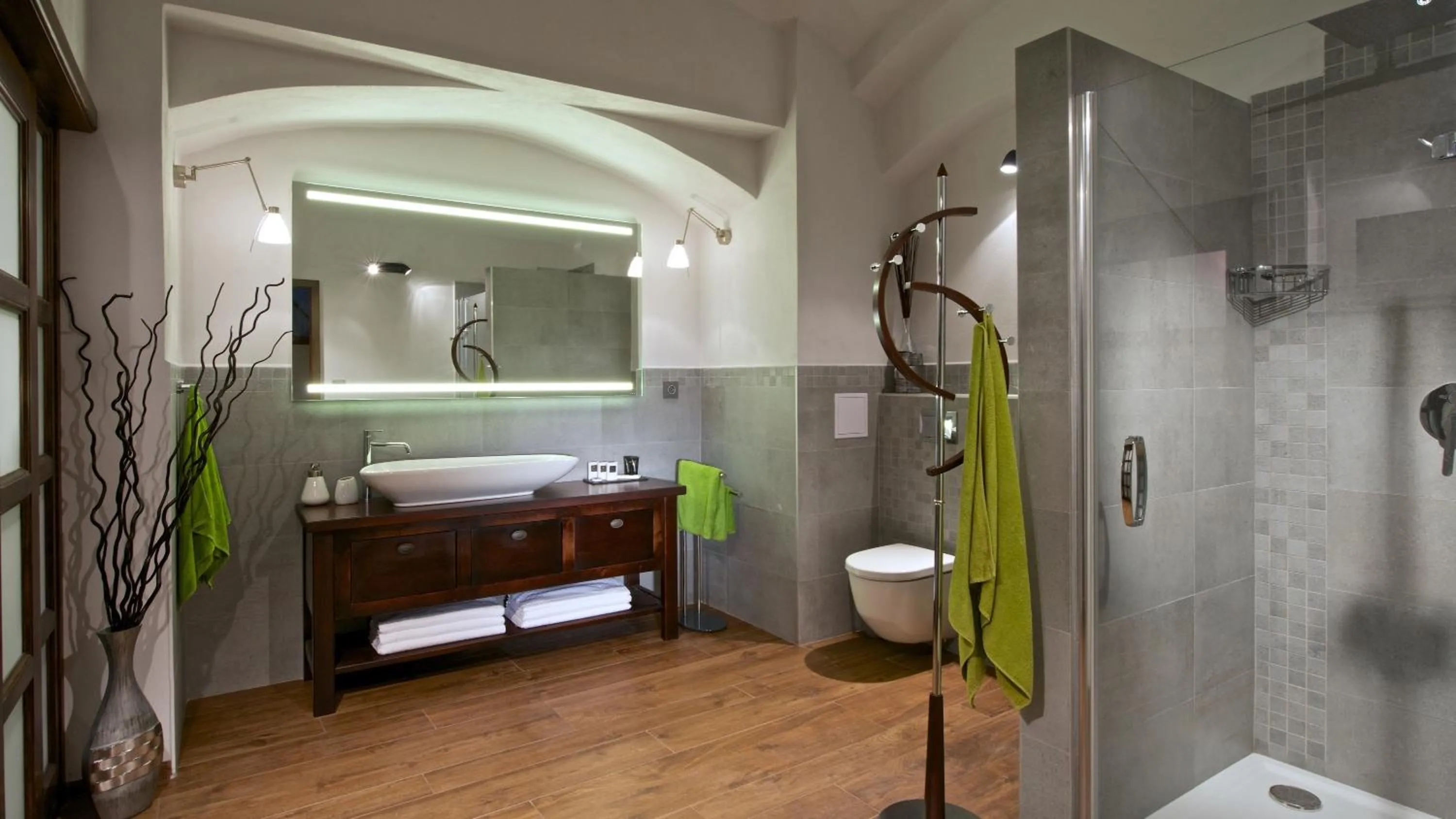 Bathroom in Redfoxapartment Central