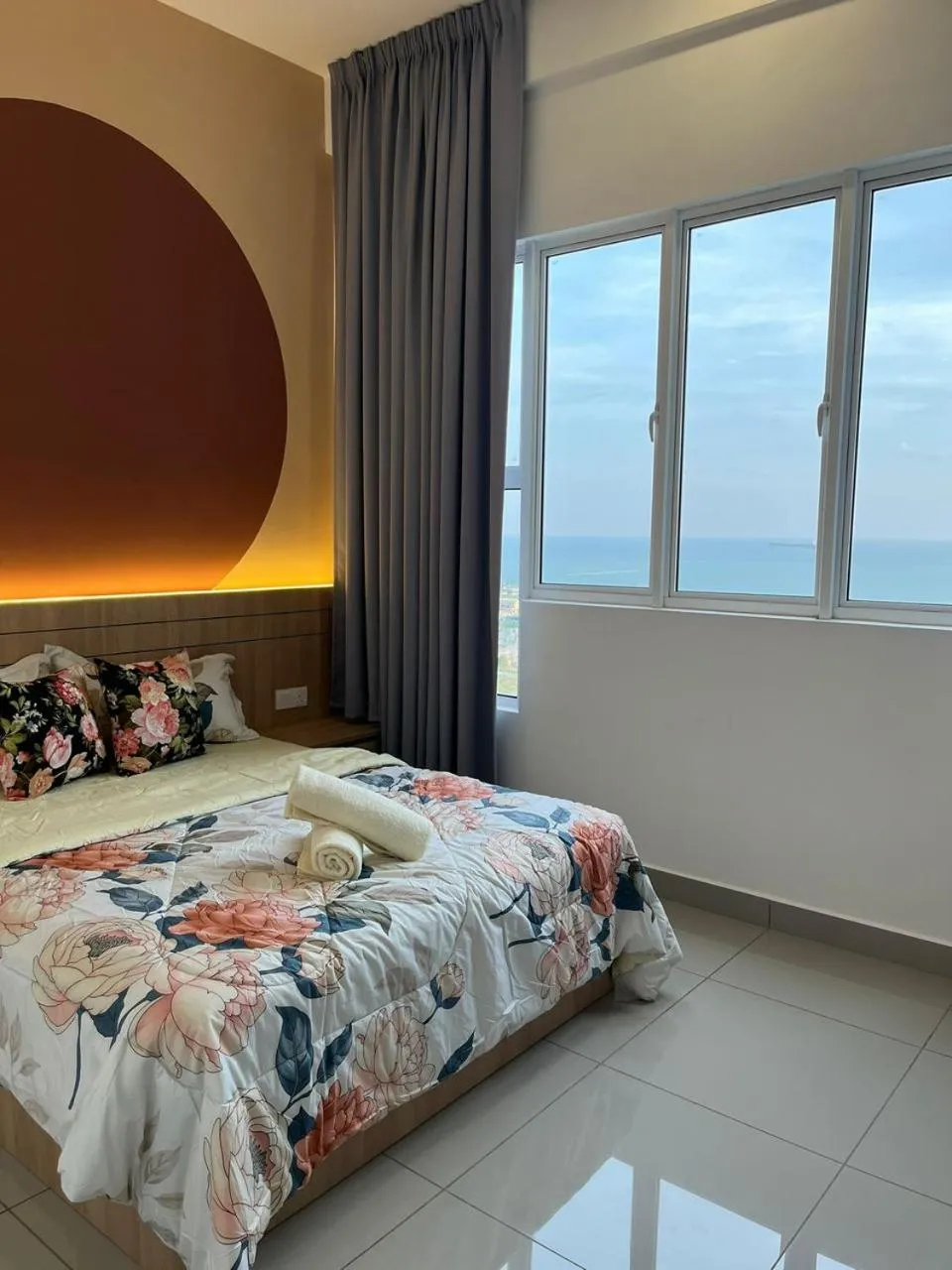 Bed in Amber Cove Premier Suites Melaka