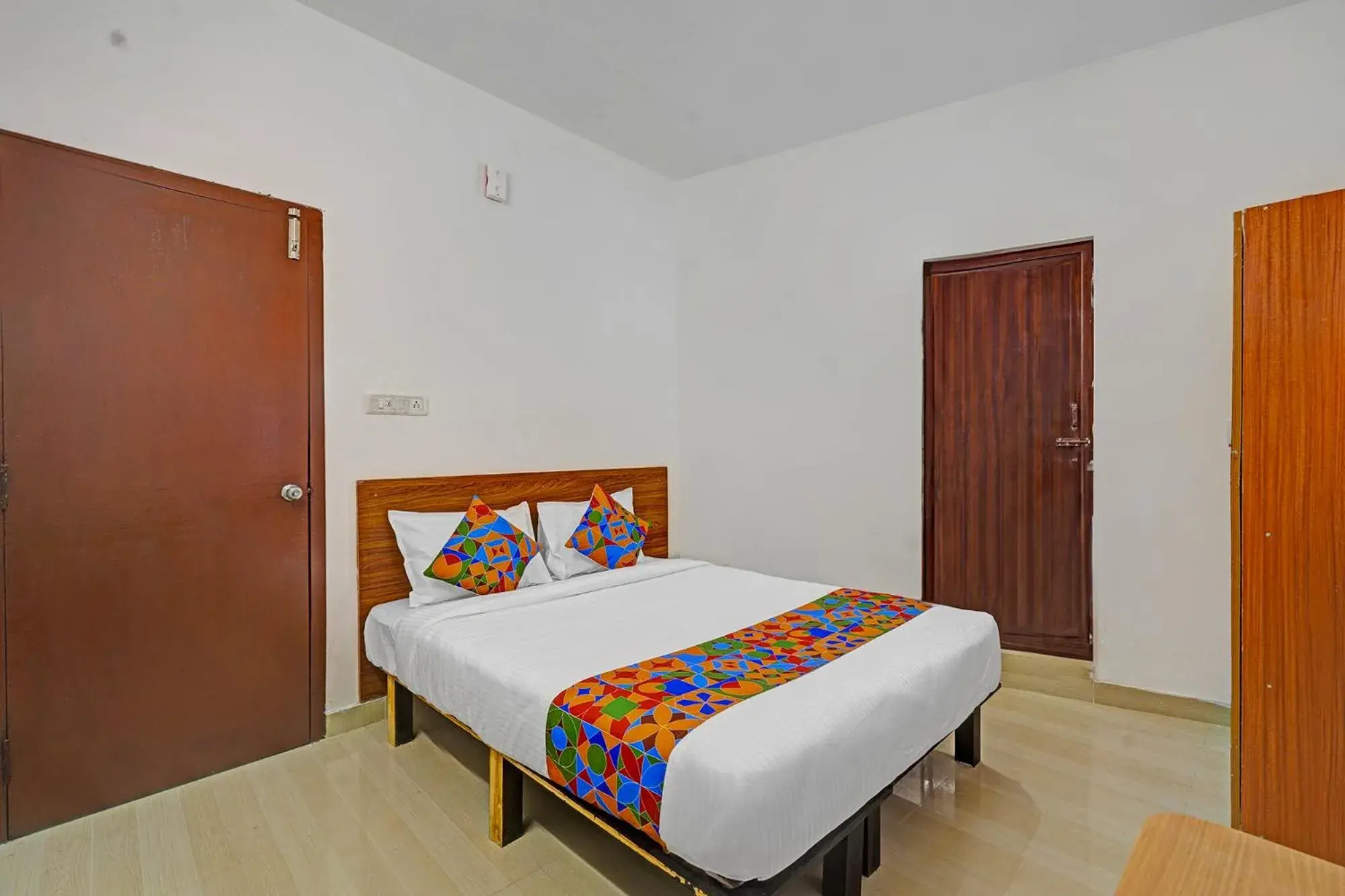 Deluxe Room - single occupancy in Via SS Residency Deluxe Room - single occupancy in Via SS Residency