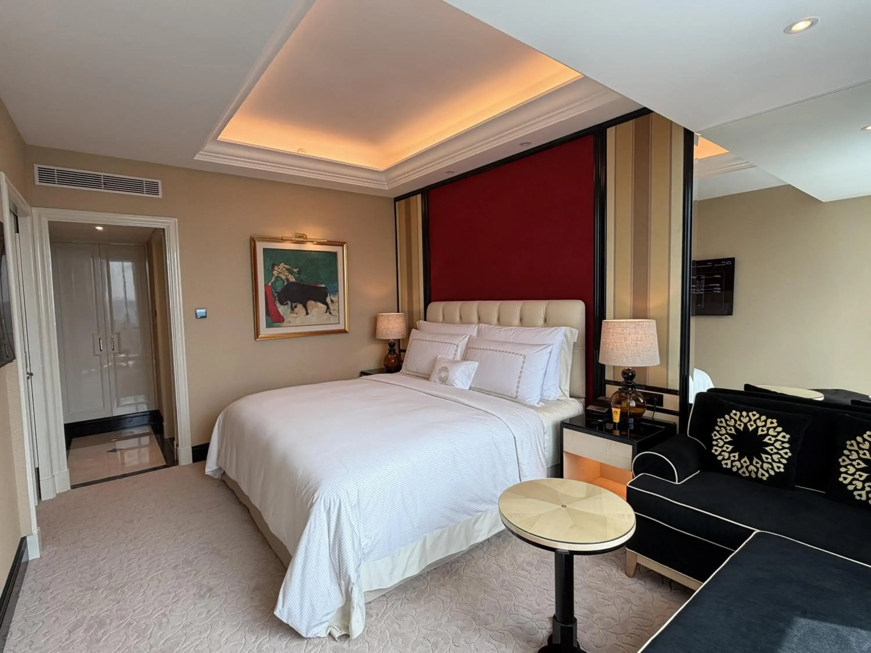 Junior Suite in Trans Hotel Jakarta Junior Suite in Trans Hotel Jakarta