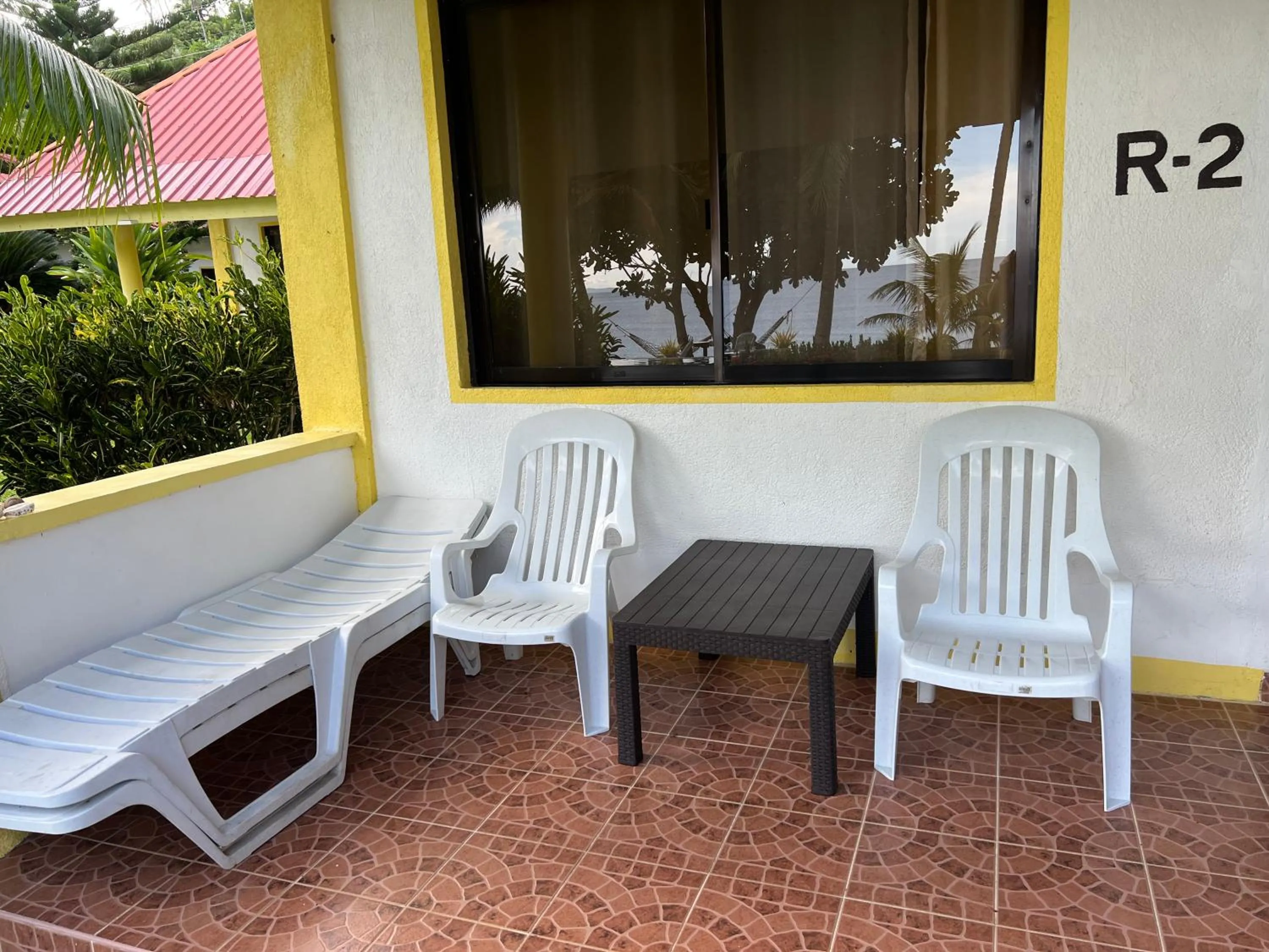 Pintuyan Dive Resort