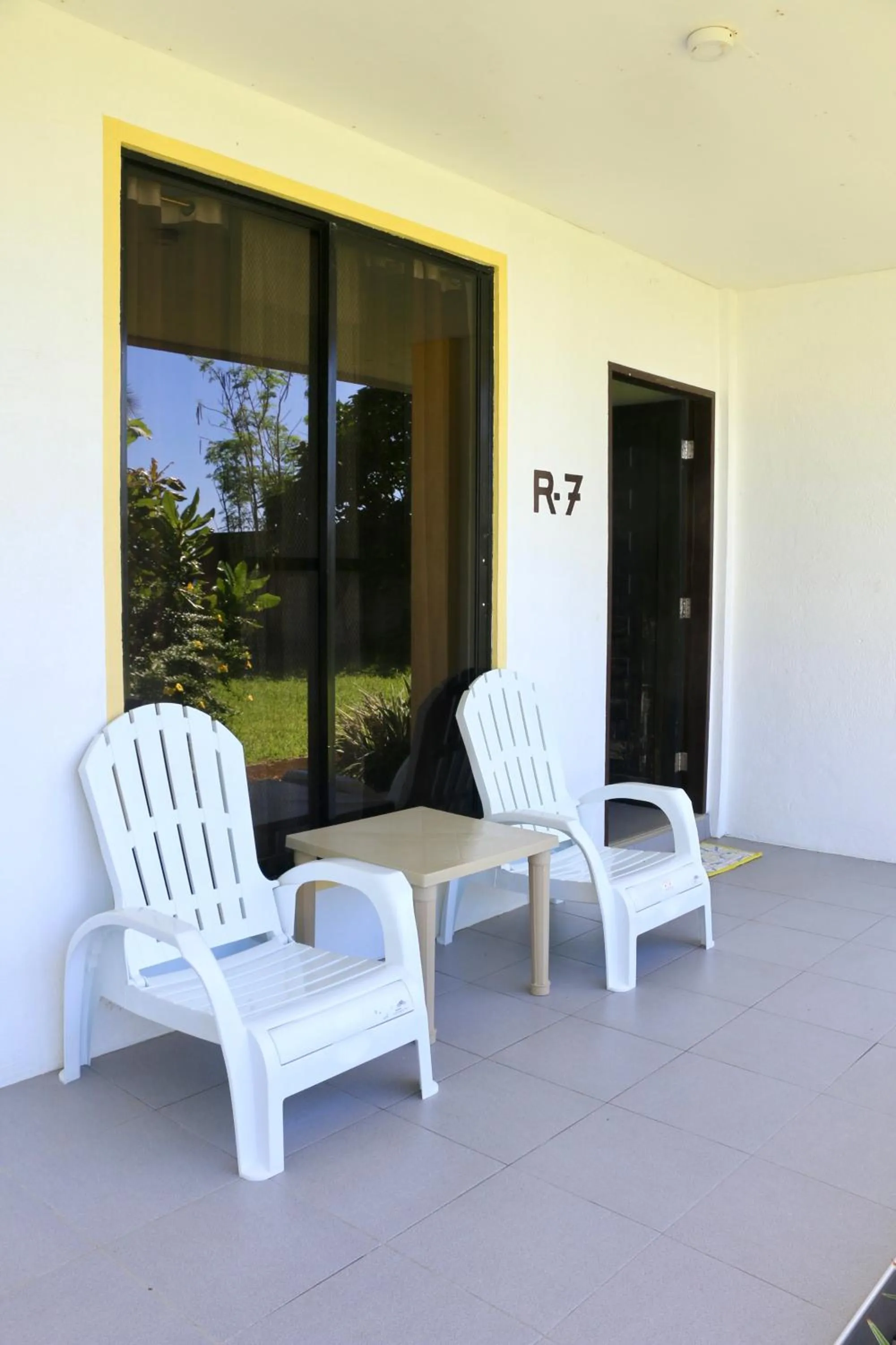 Pintuyan Dive Resort