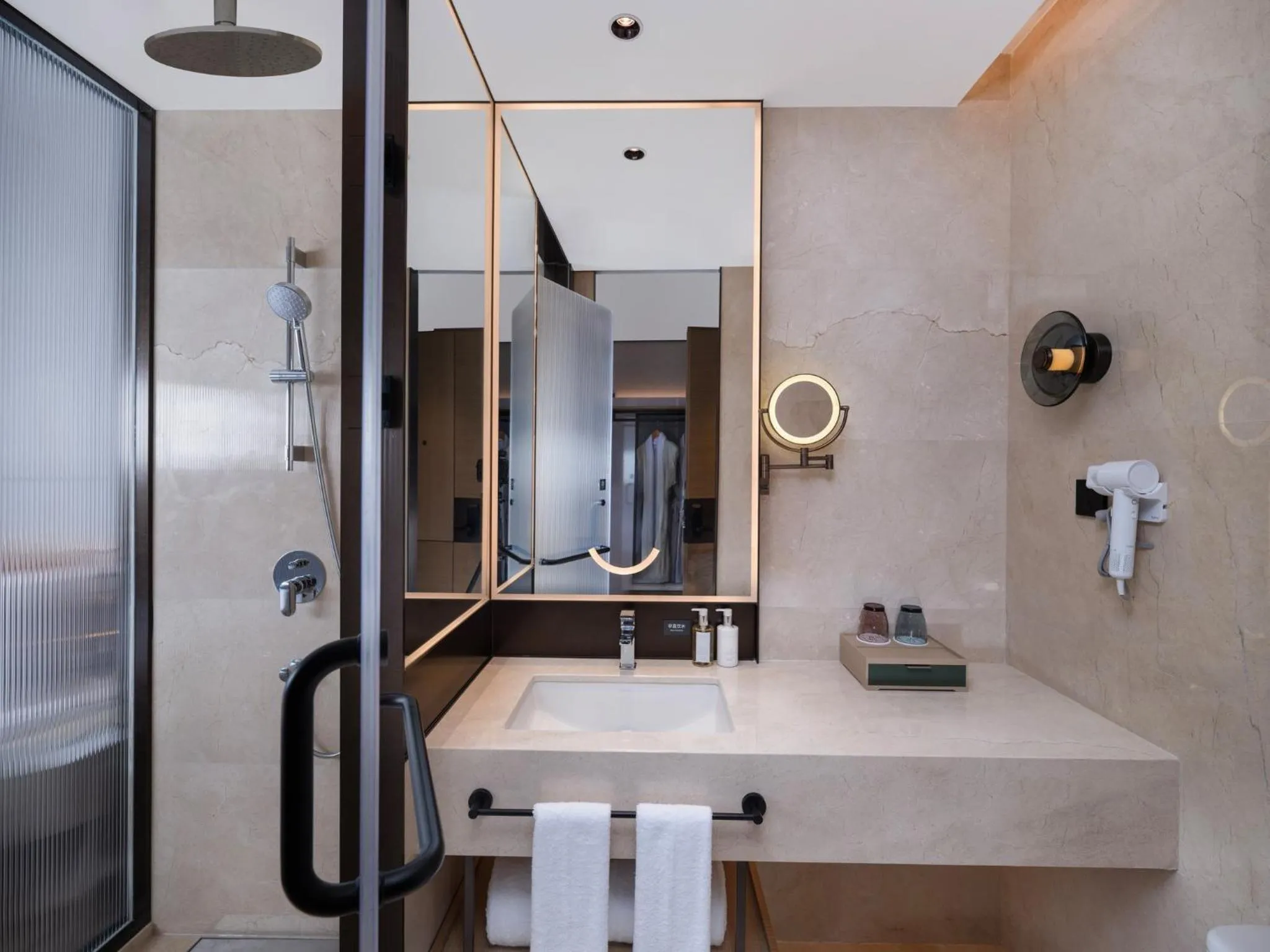 Photo of the whole room in Holiday Inn Beijing Daxing Centre by IHG